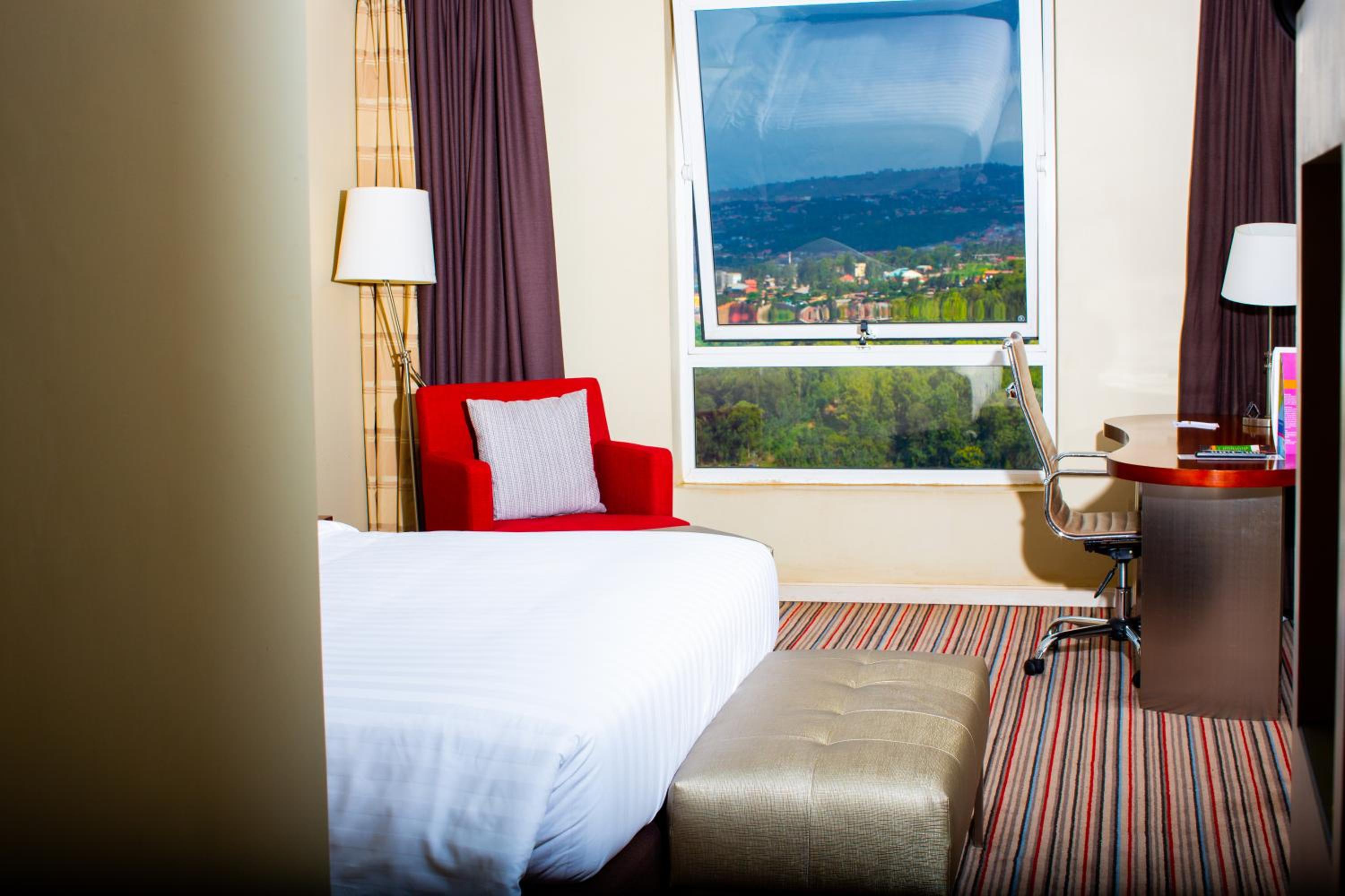 Standard Room - High Floor - Photo 10