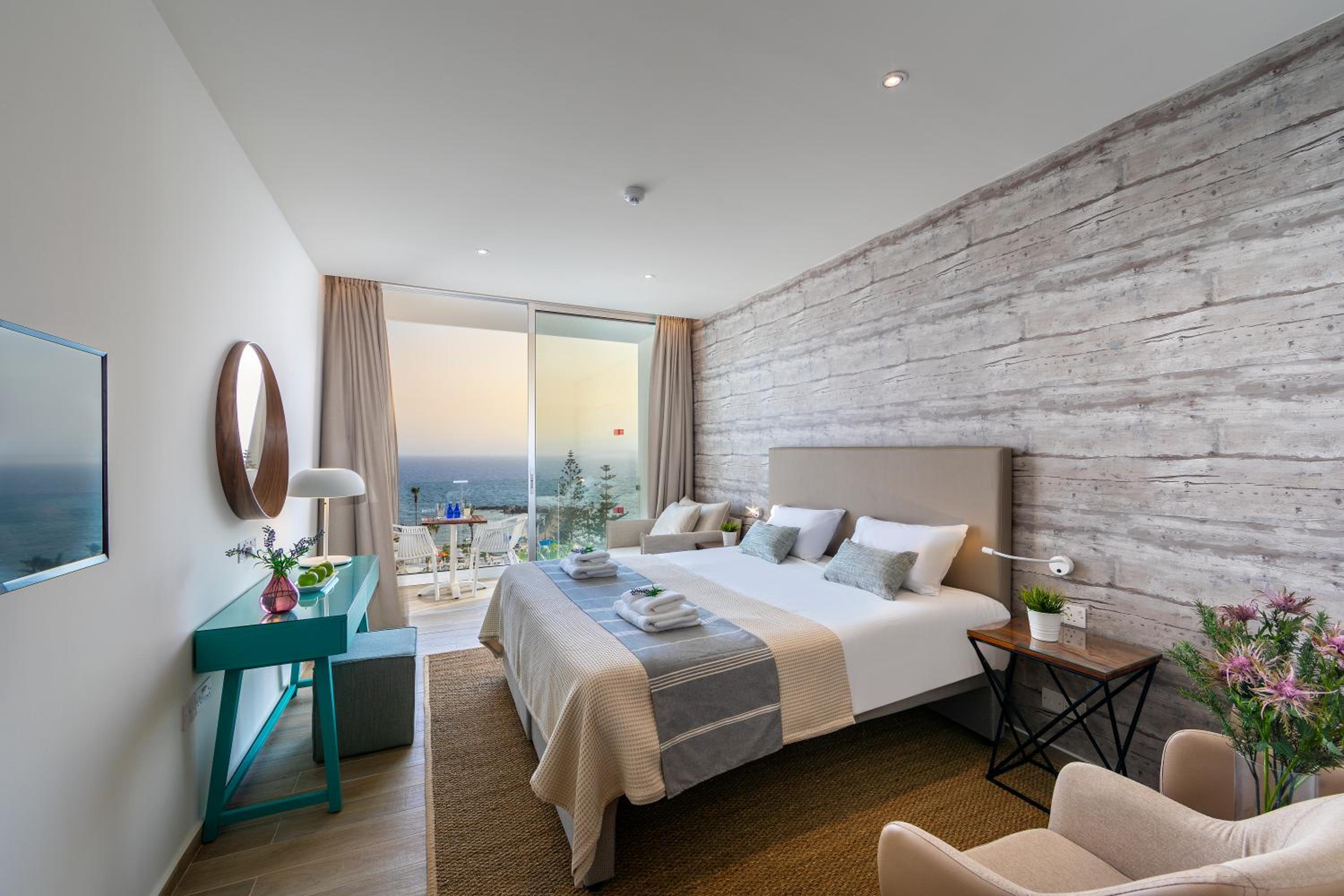 Premium Room Sea View with Executive Lounge Access