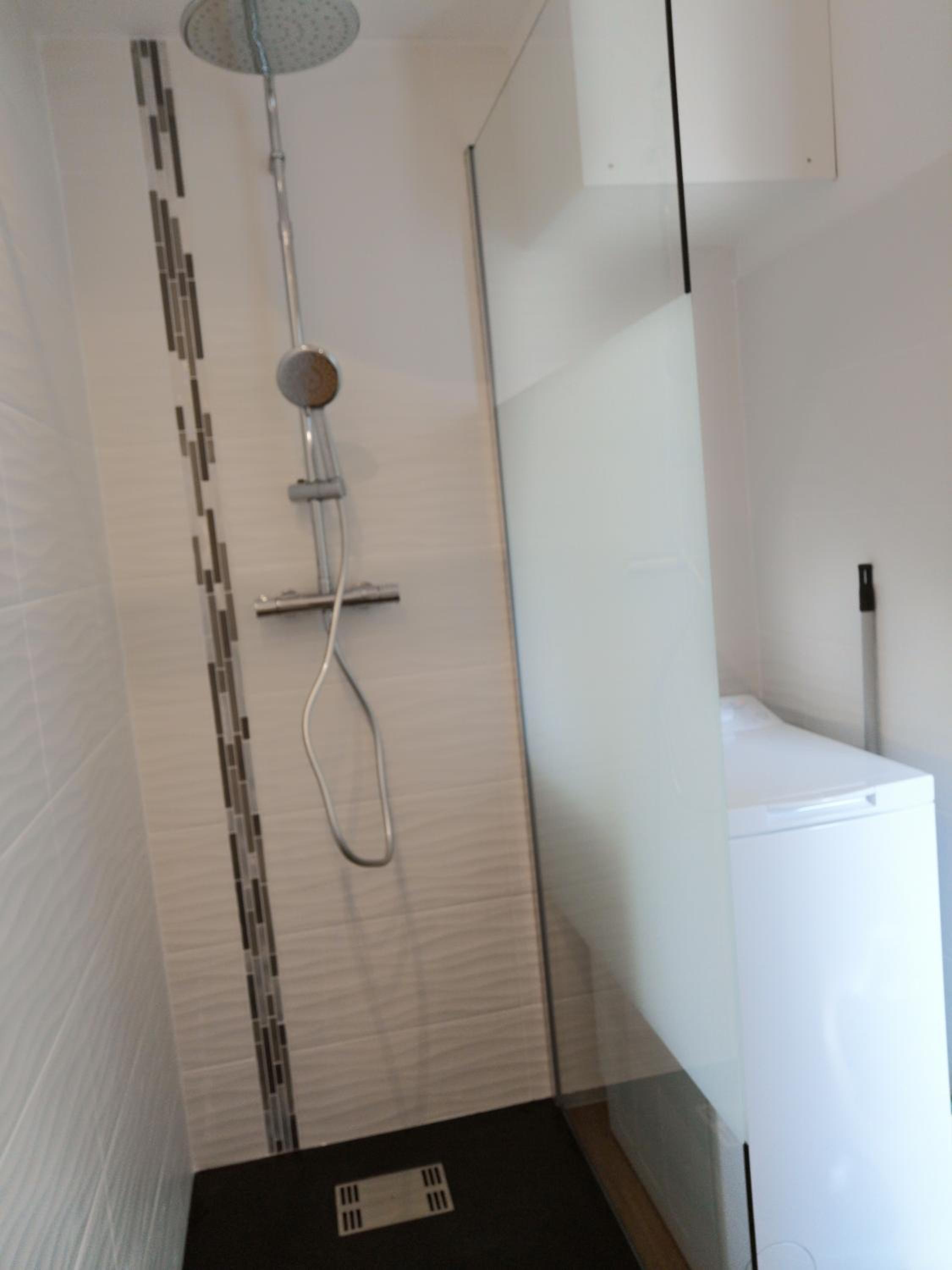 One-Bedroom Apartment - Photo 10