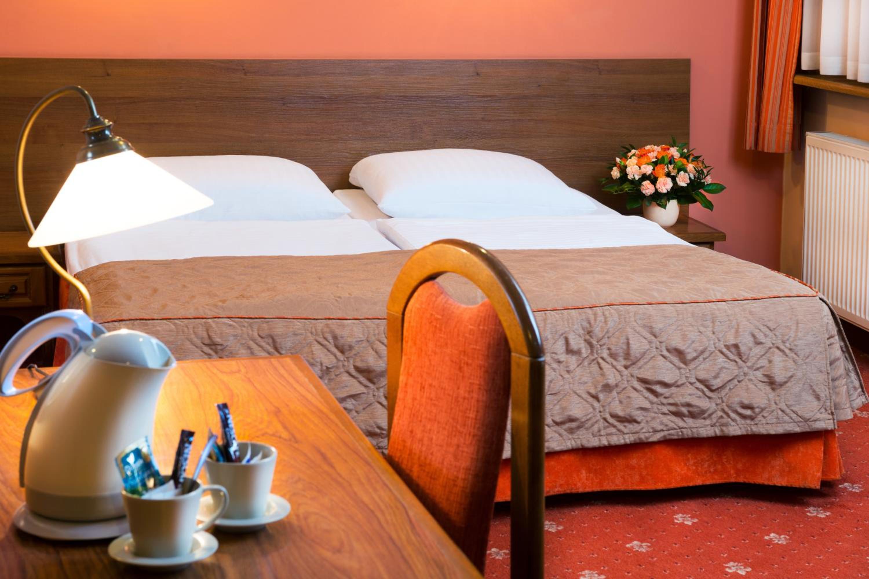 Double or Twin Room - Photo 2