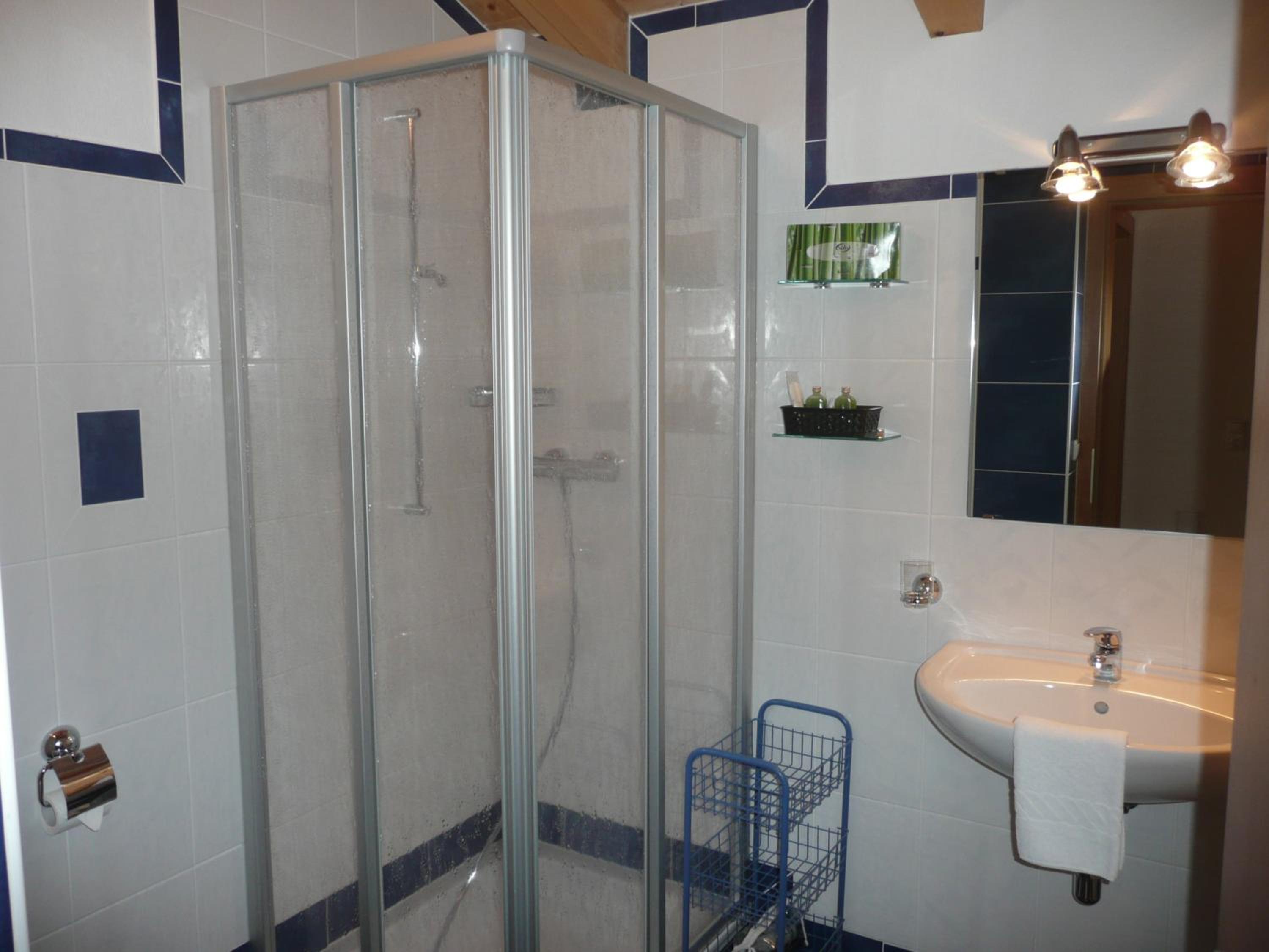 One-Bedroom Apartment with Balcony photo 3