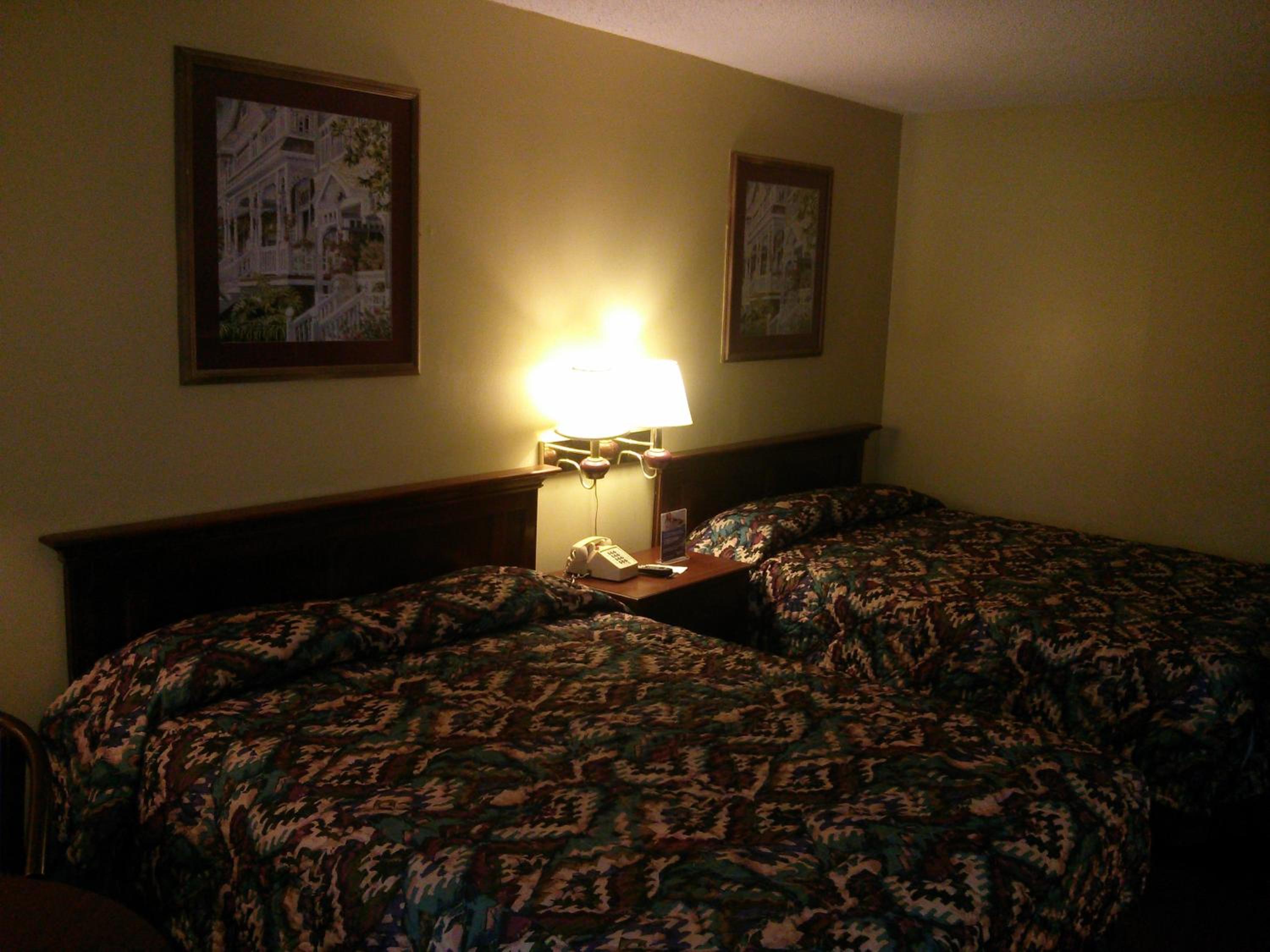 King Room - Disability Access - Non-Smoking - Photo 8