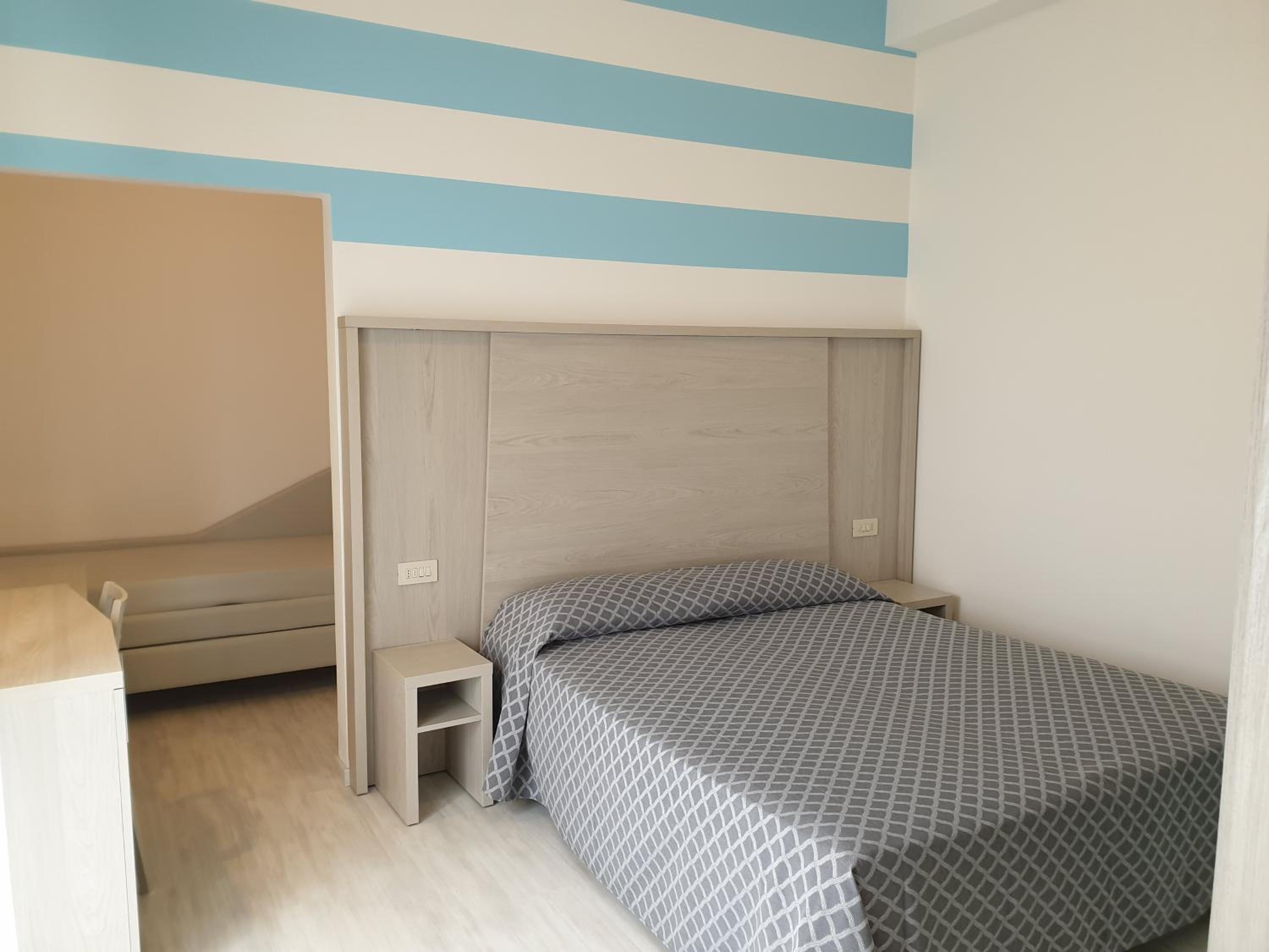 Standard Quadruple Room - Photo 1