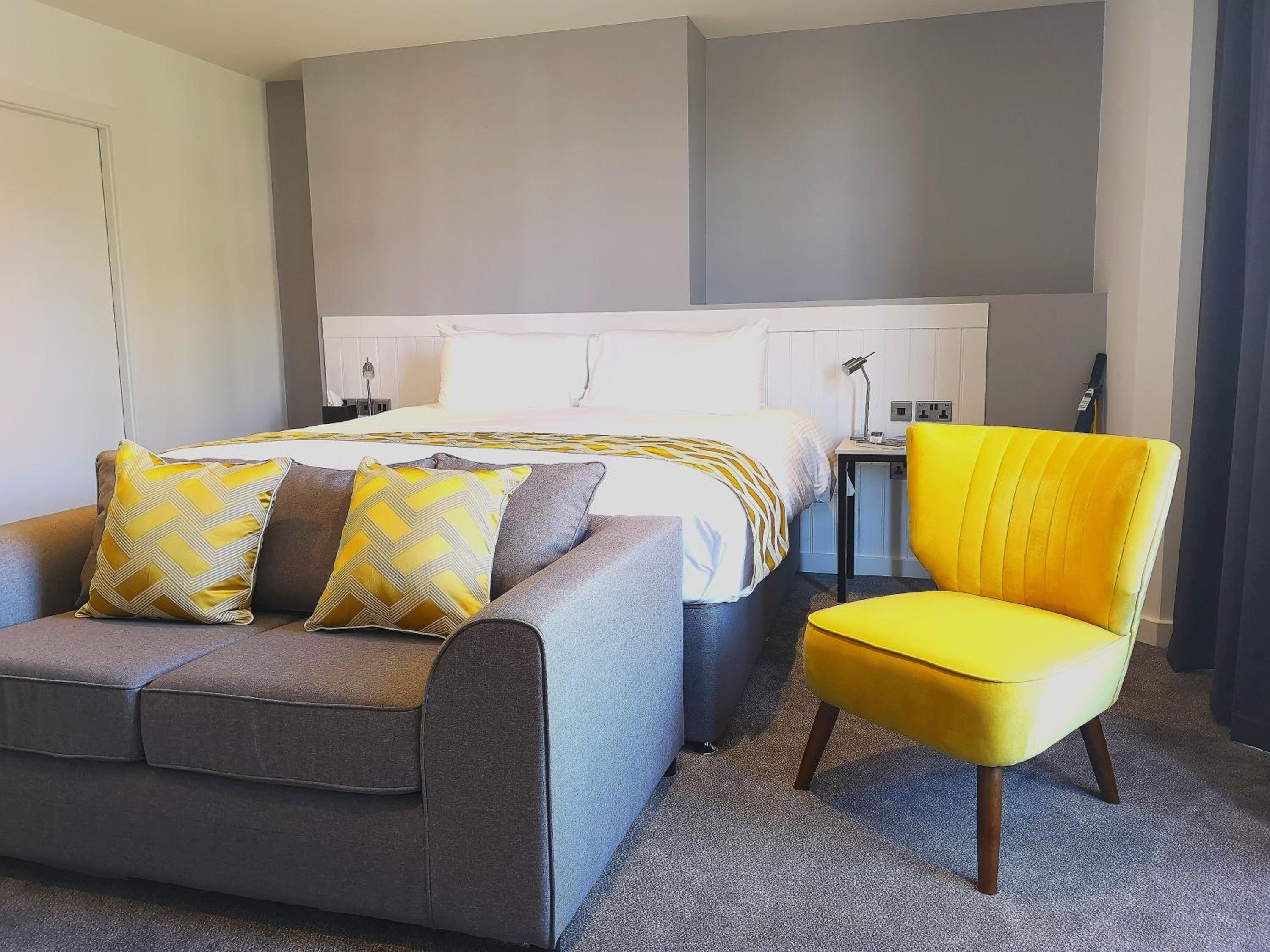 Superior Double or Twin Room - Photo 7
