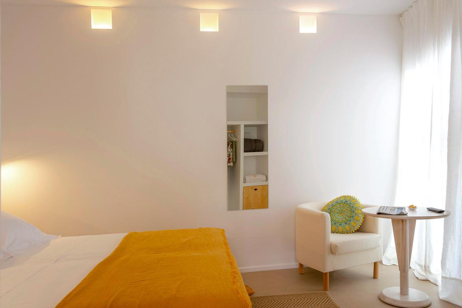 Double Room - Photo 10