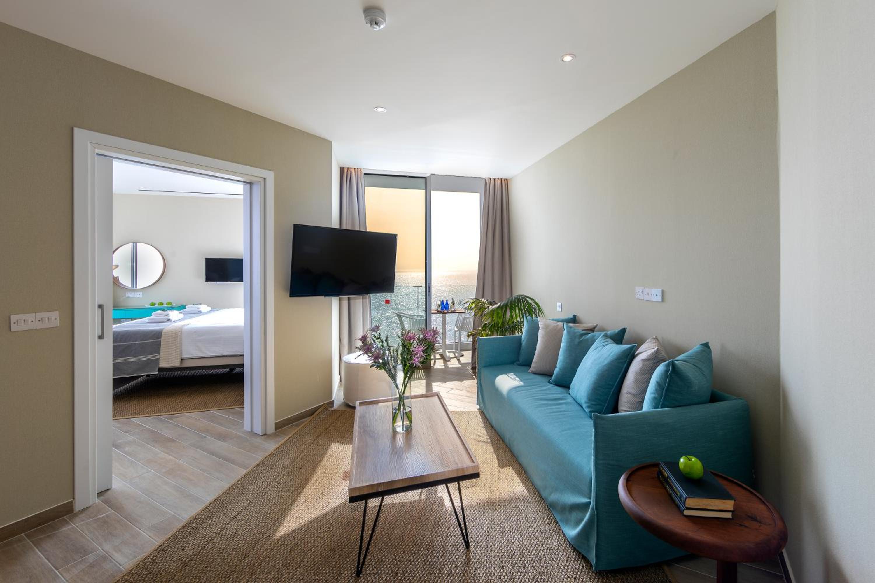 Presidential Suite with Panoramic Sea View