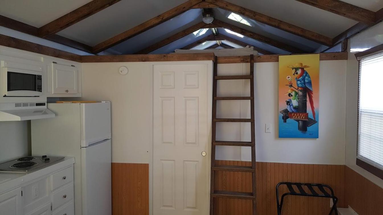 Two Bedrooms  Aqualodge with a loft photo 1