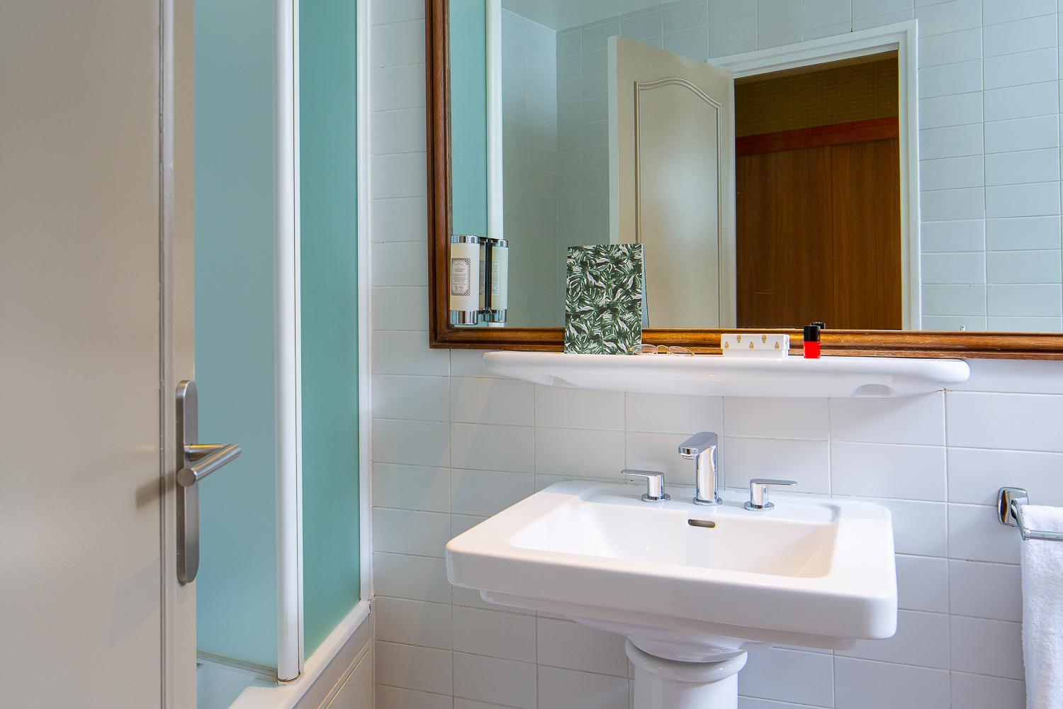 Executive Triple Room - Photo 3