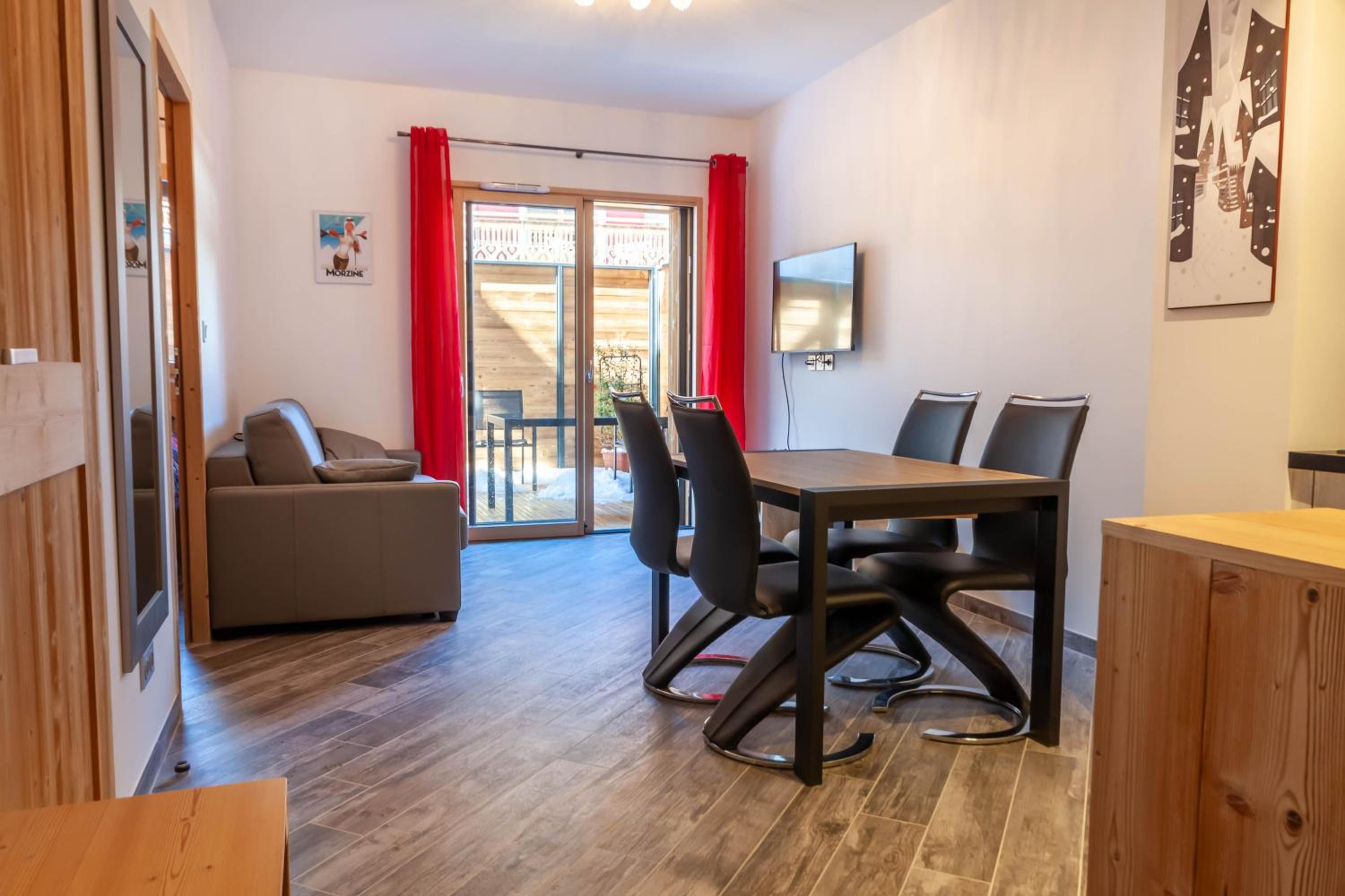 One-Bedroom Apartment