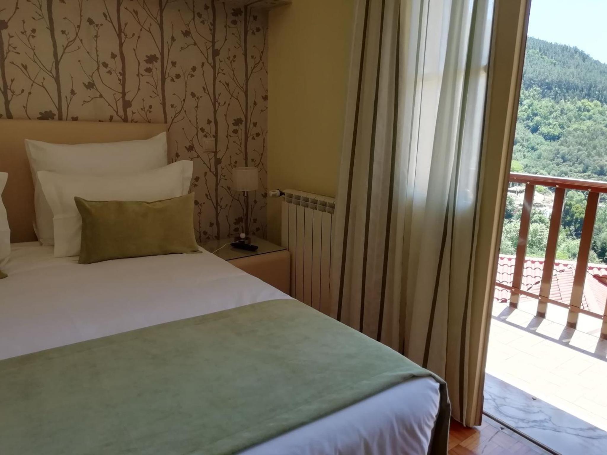 Double Room with Balcony photo 2