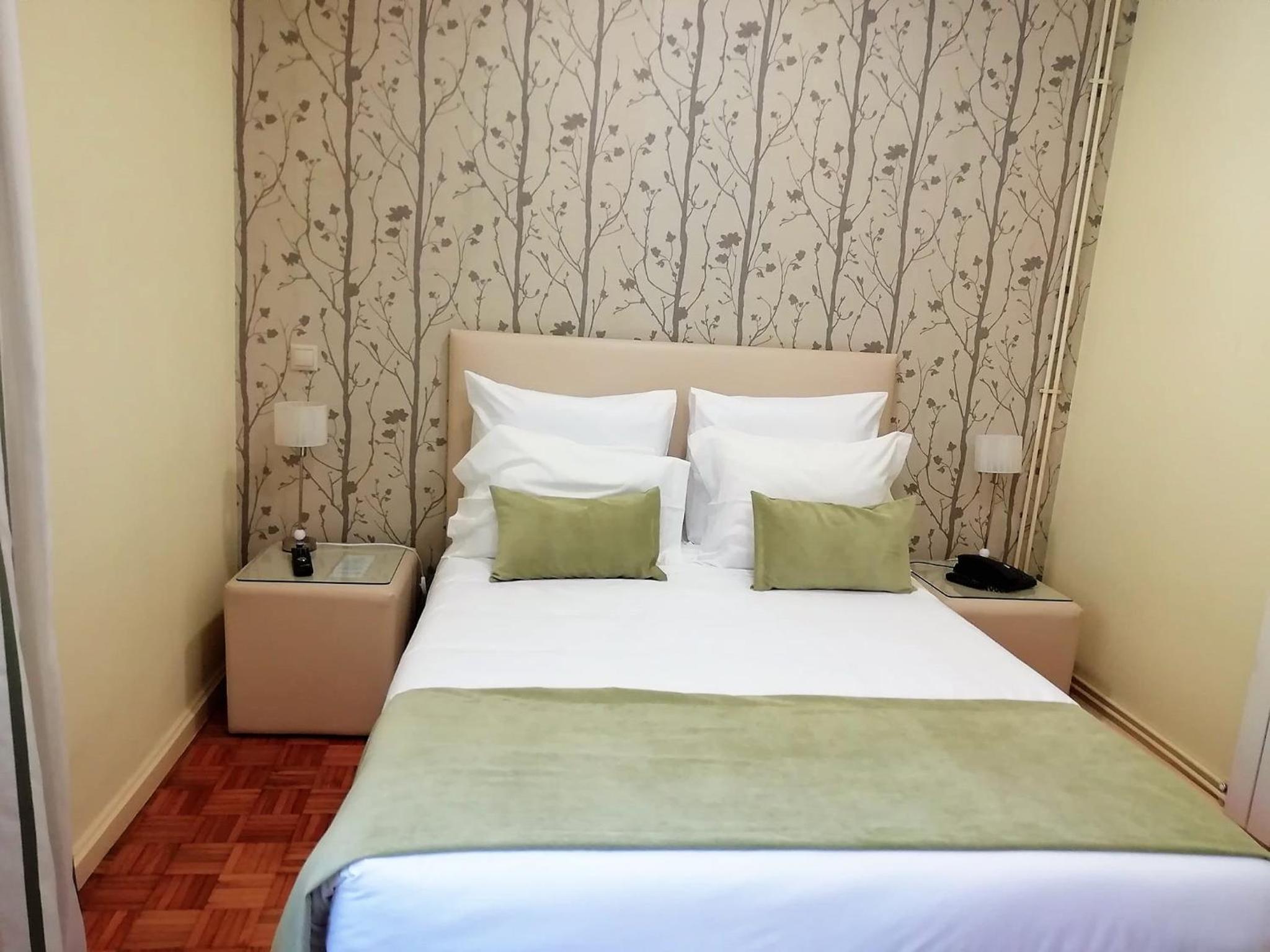 Single Room photo 3