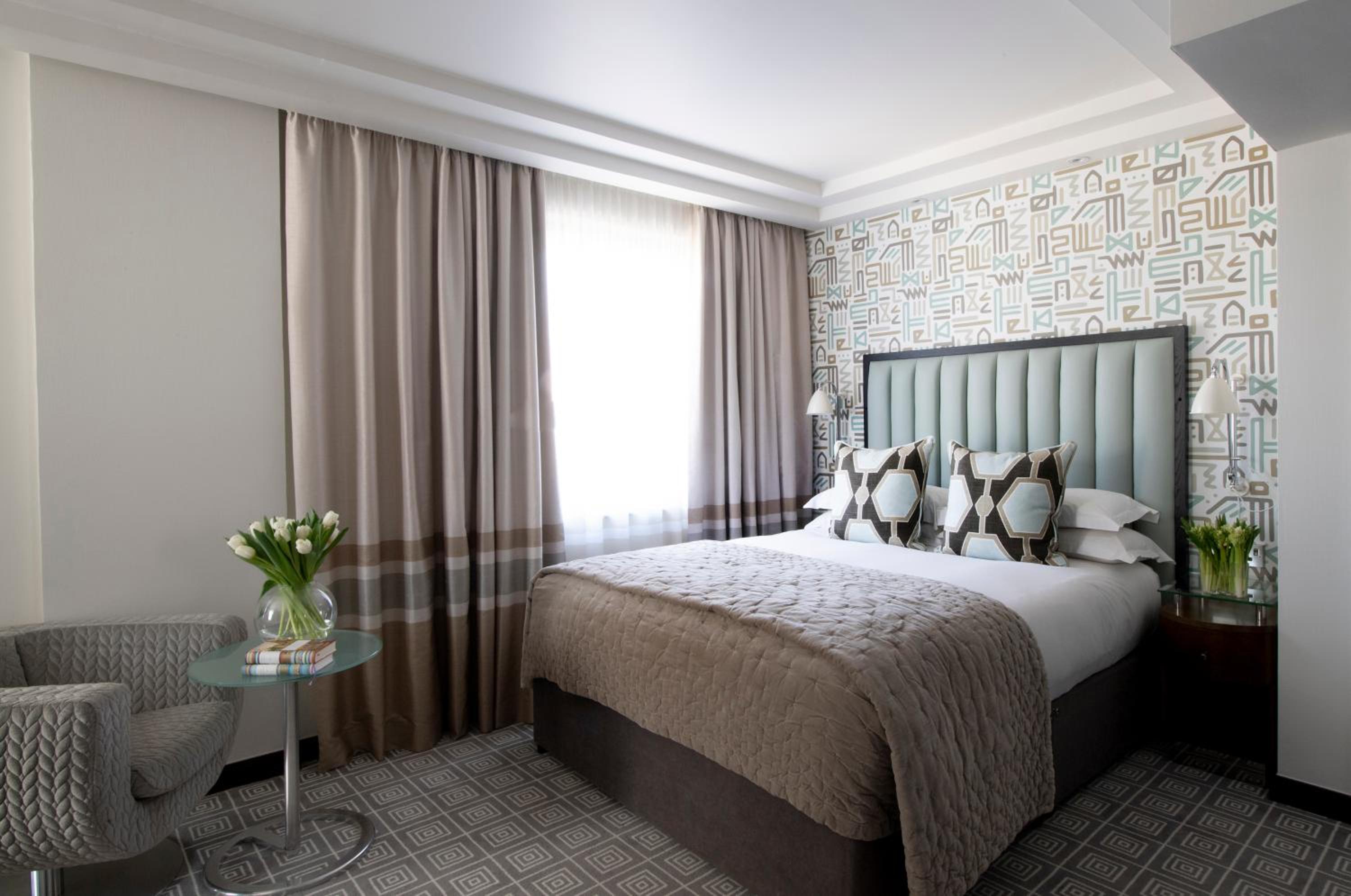Deluxe King Room photo 3