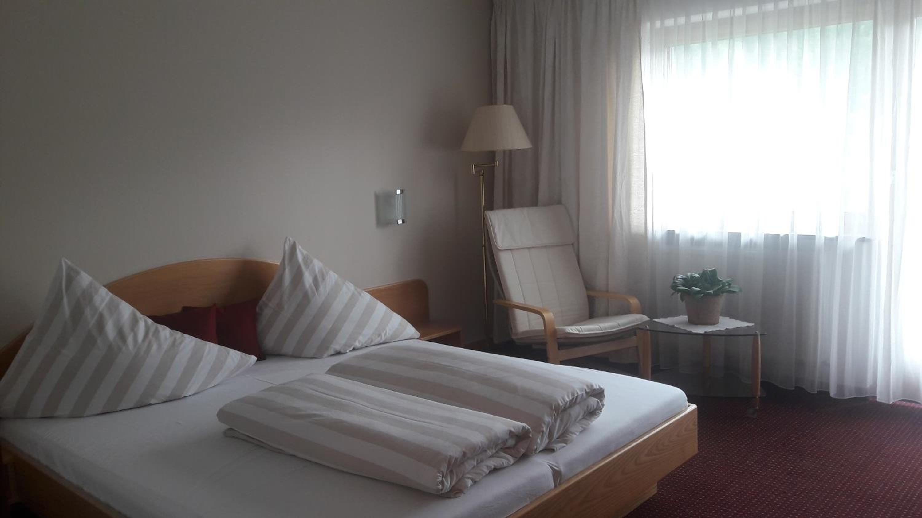 Studio Apartment - Photo 3