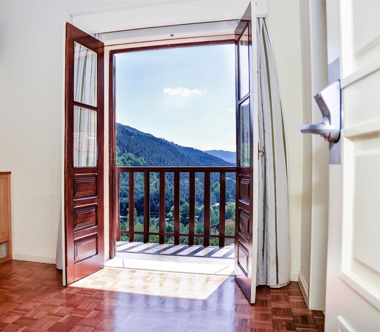 Single Room with Balcony photo 3