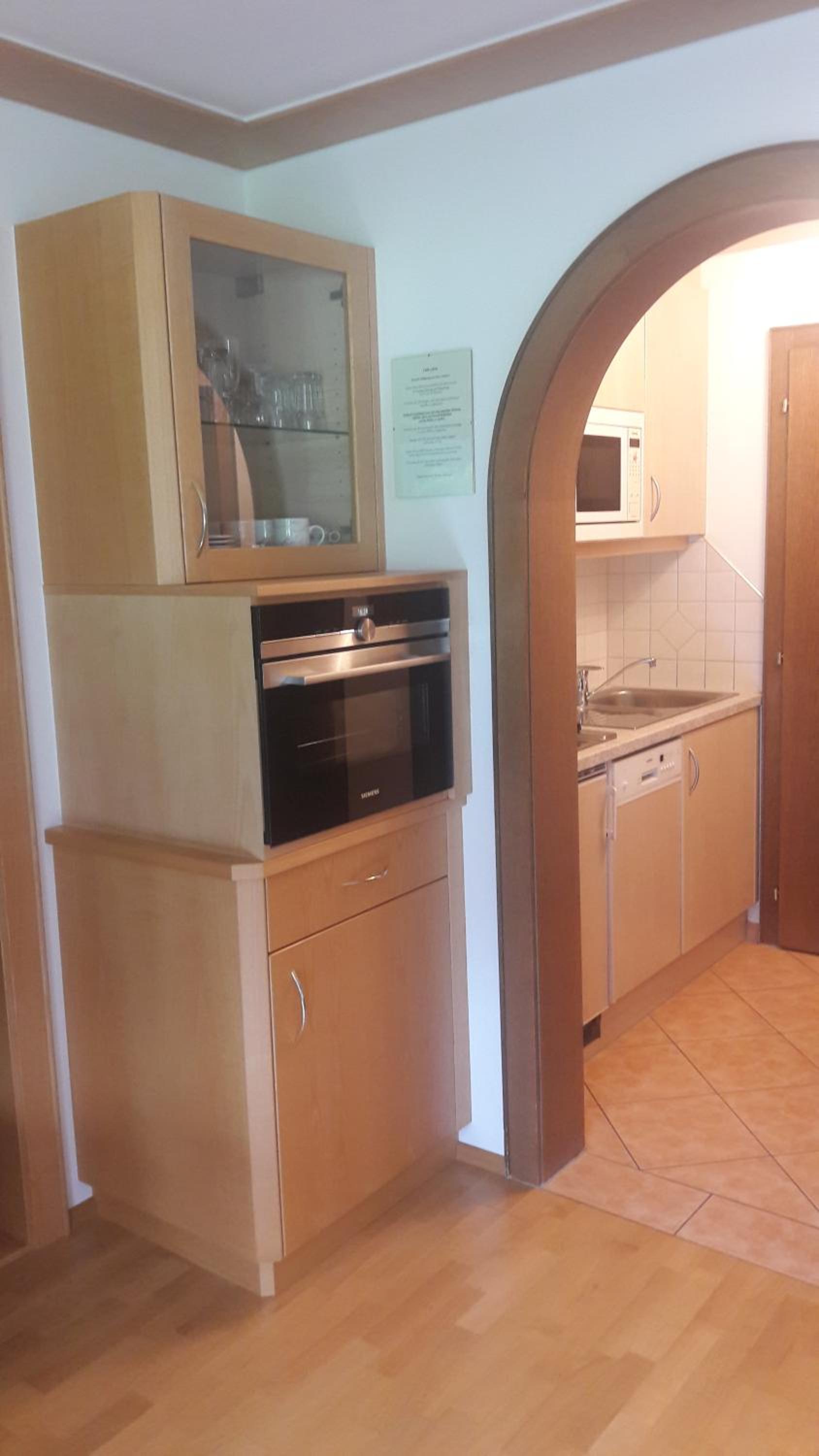 Two-Bedroom Apartment with Balcony photo 3