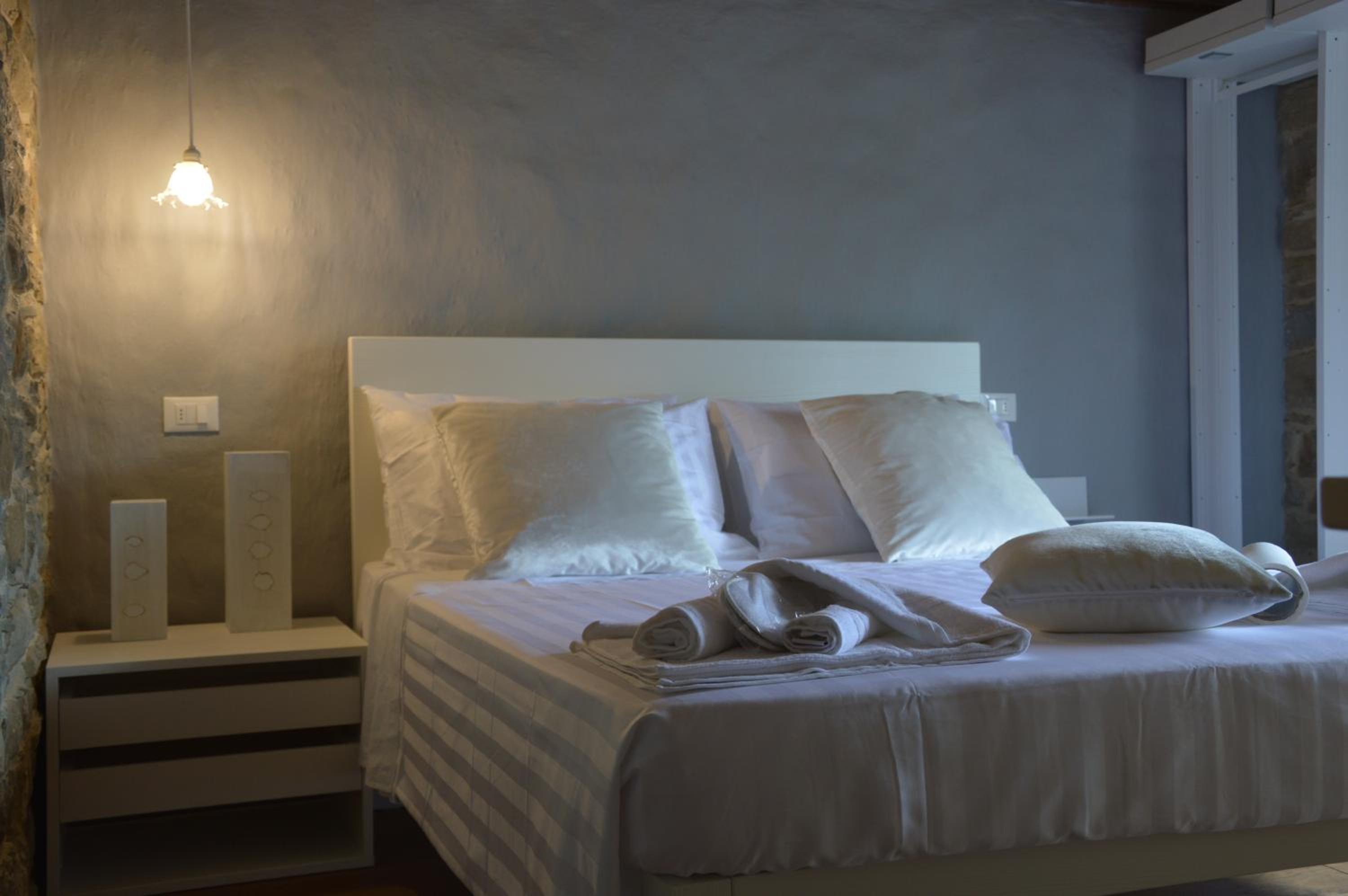 Large Double Room photo 2
