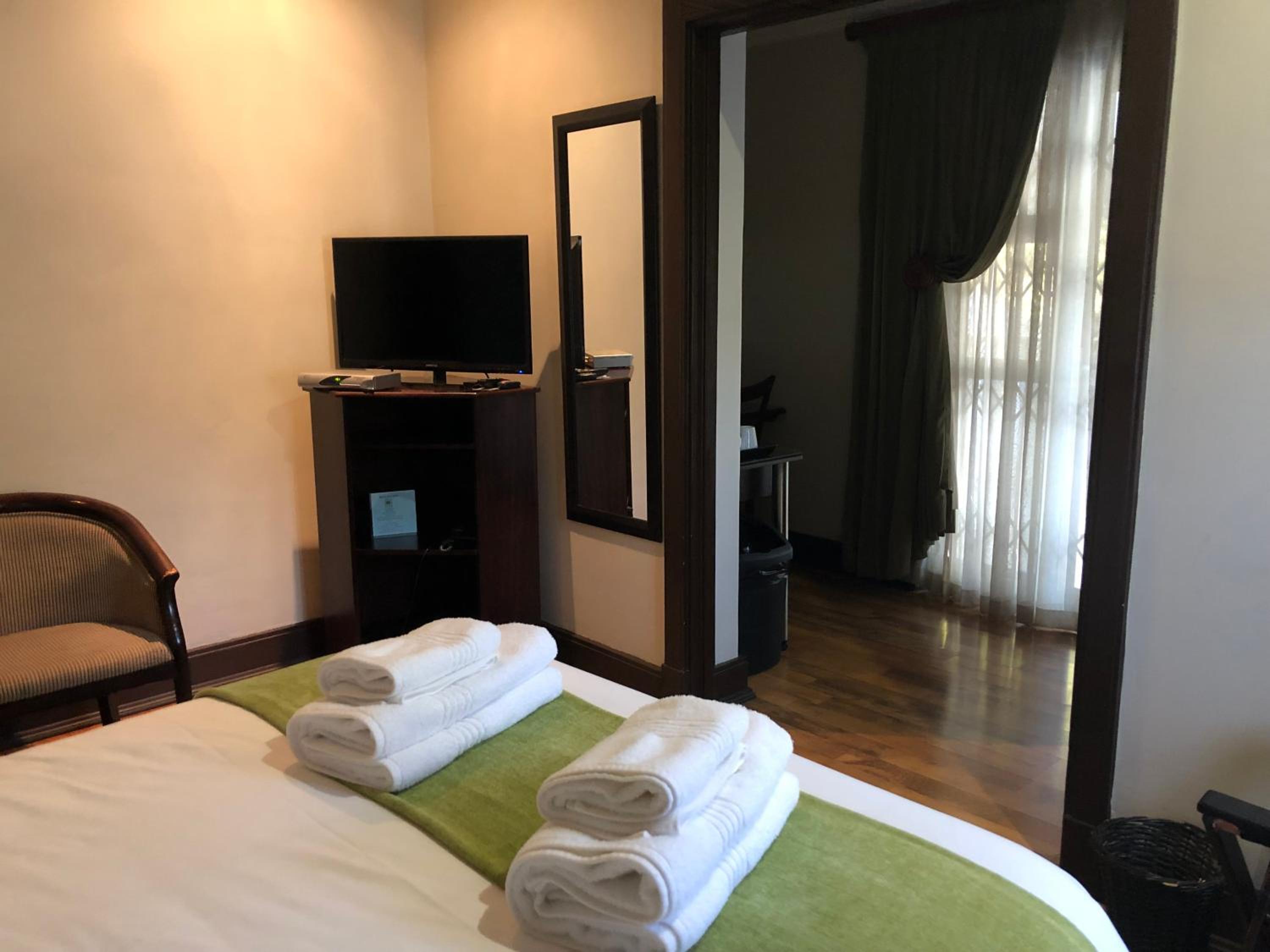 Deluxe Double Room - Photo 2