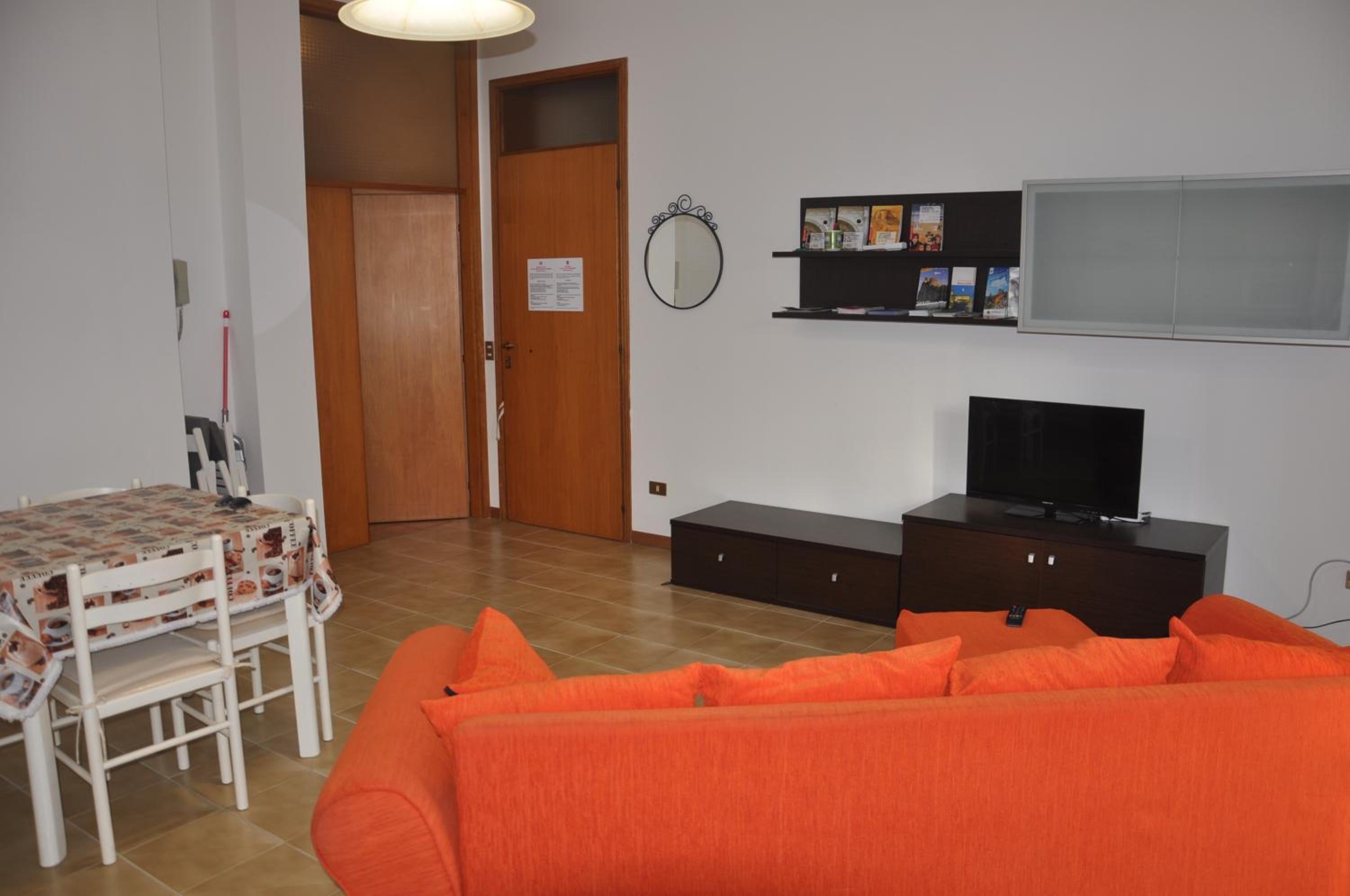 Three-Bedroom Apartment photo 1