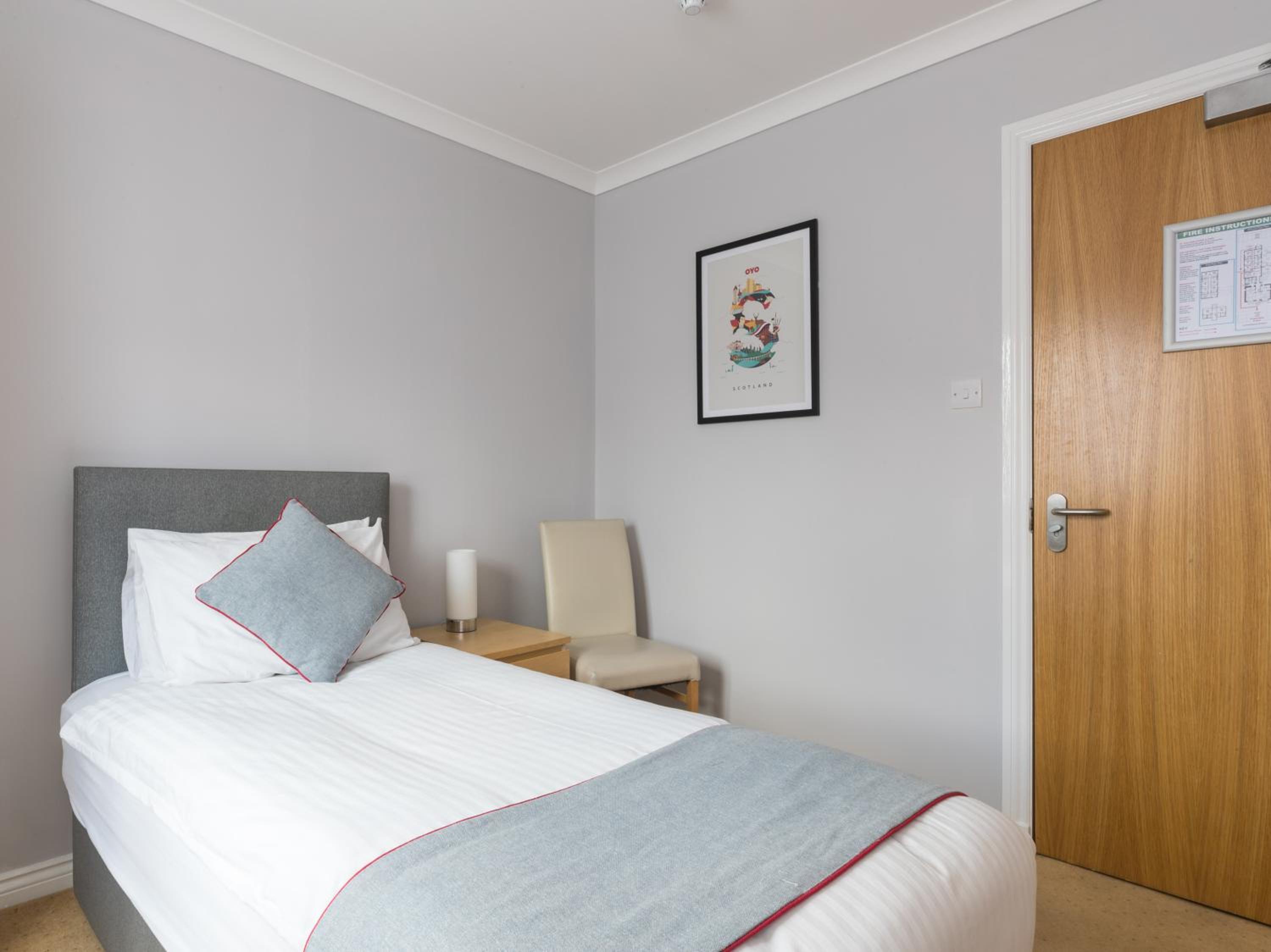 Standard Single Room photo 2