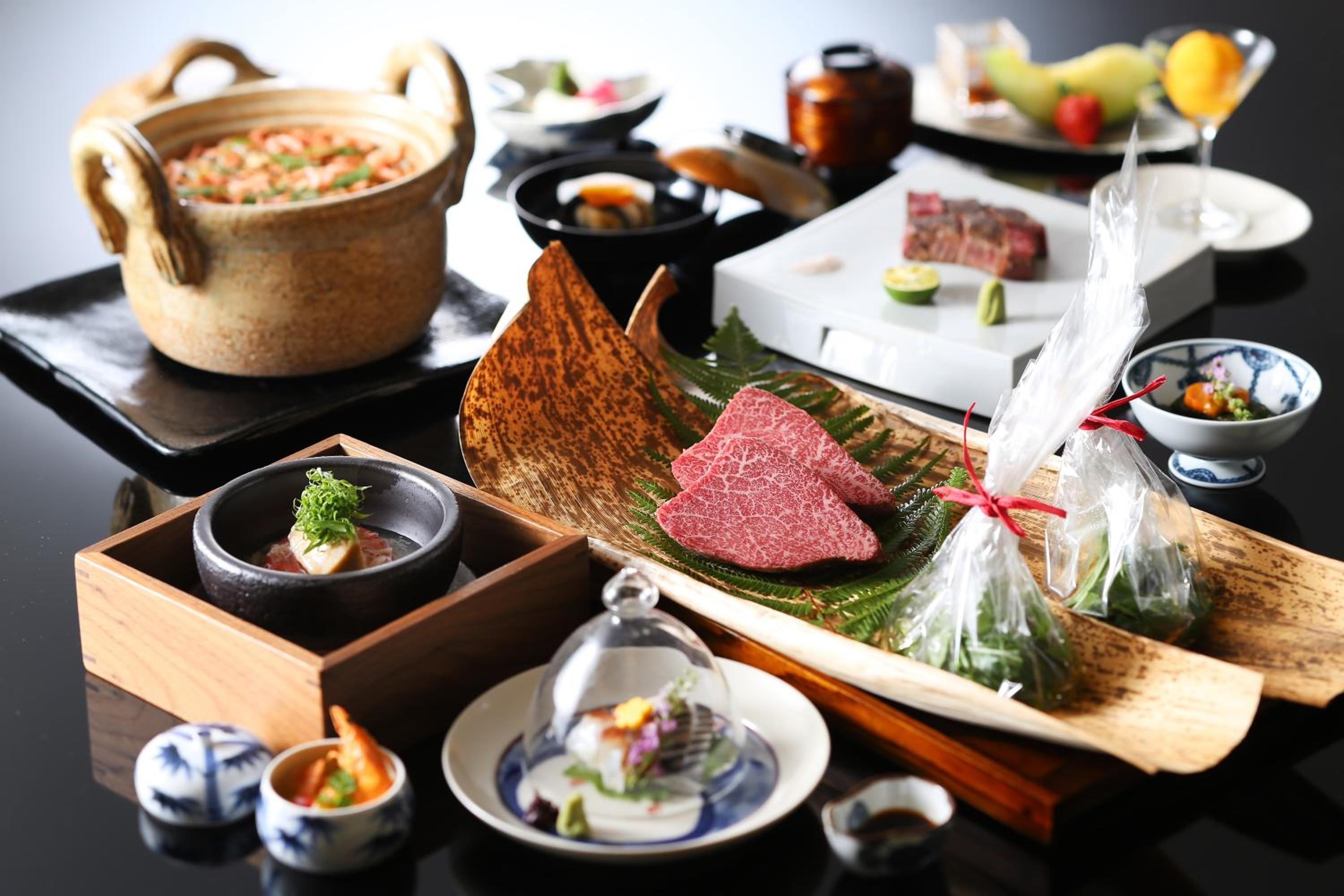 带露天浴池的日式房 - 吸烟(金泉)客房提供餐食