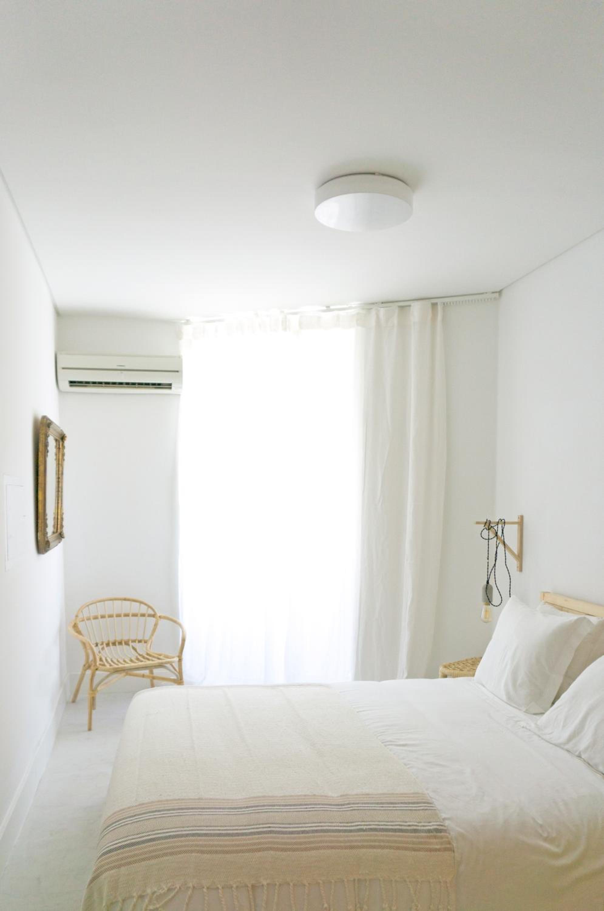 Studio Apartment photo 1