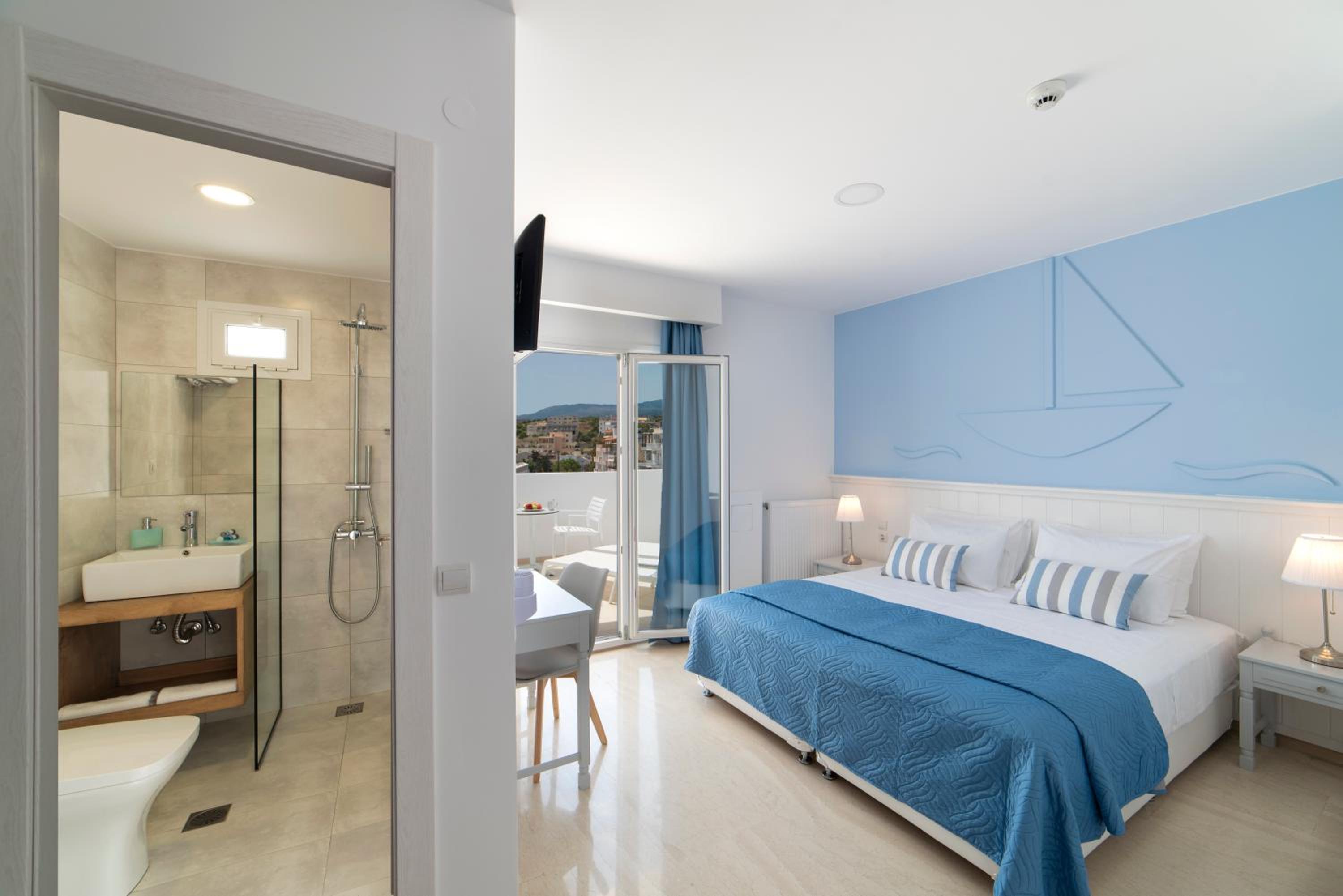 Deluxe Double Room with Sea View and minipool - Photo 6