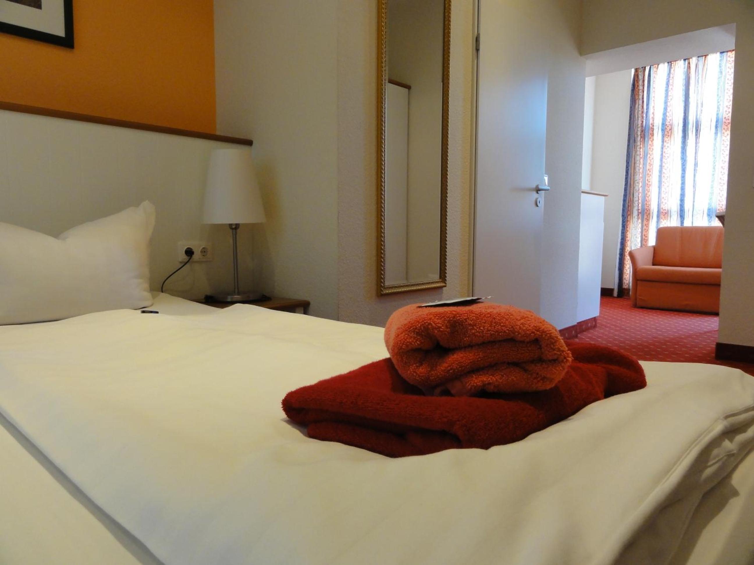 Double Room - Photo 17