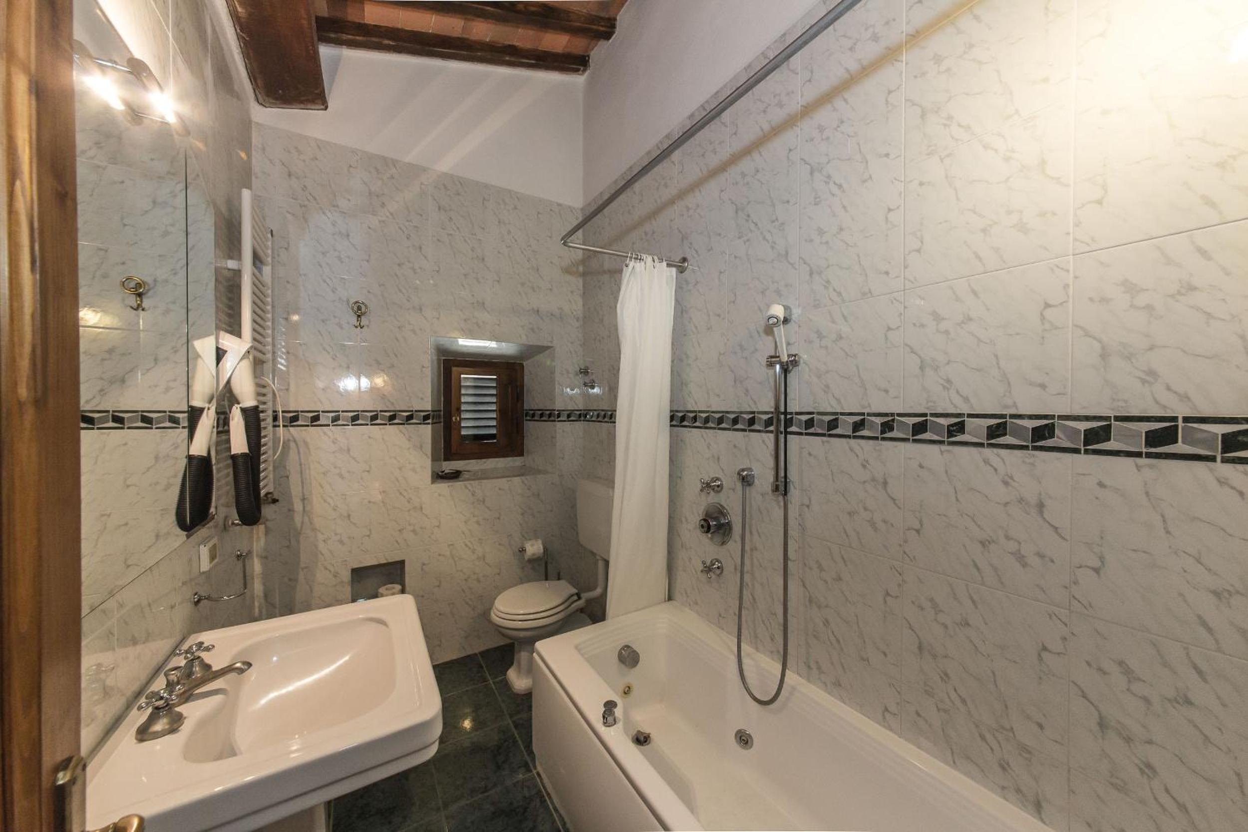 Superior Double or Twin Room photo 2