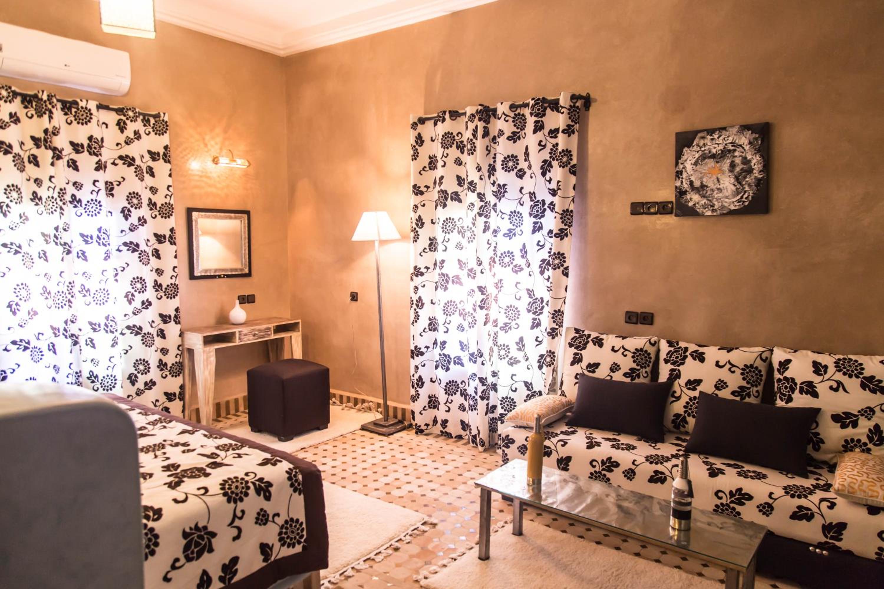 Superior Double Room - Photo 11