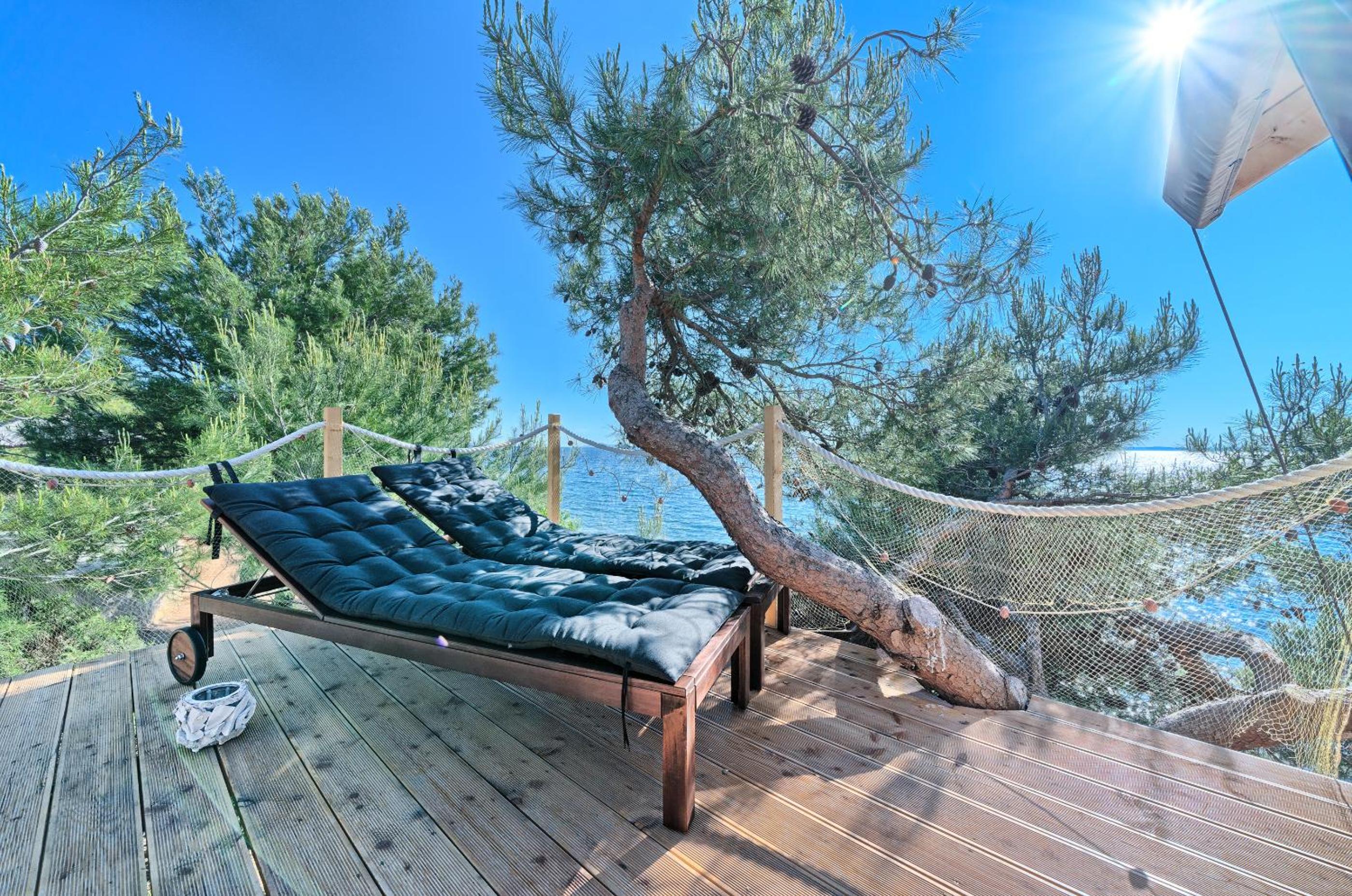 Treehouse Tent photo 2