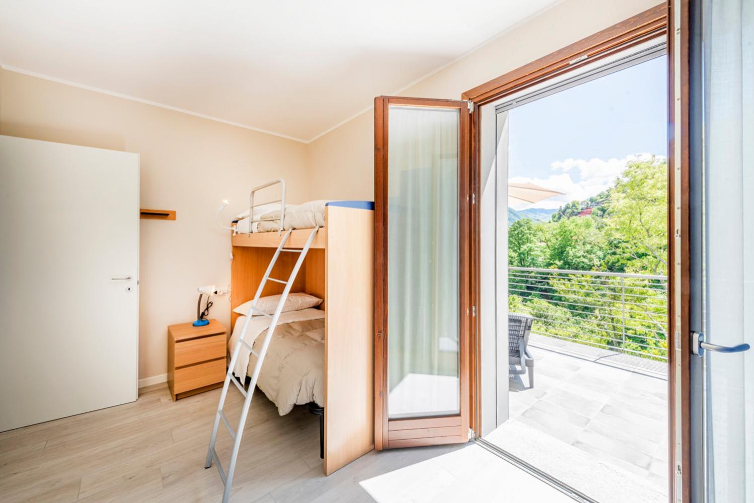 Two-Bedroom House - Photo 21