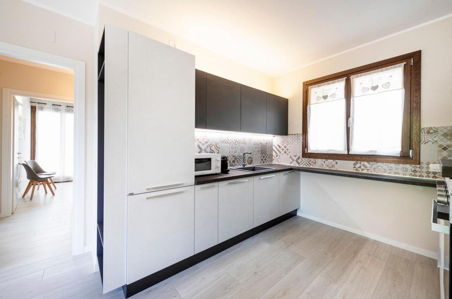 Two-Bedroom House - Photo 14