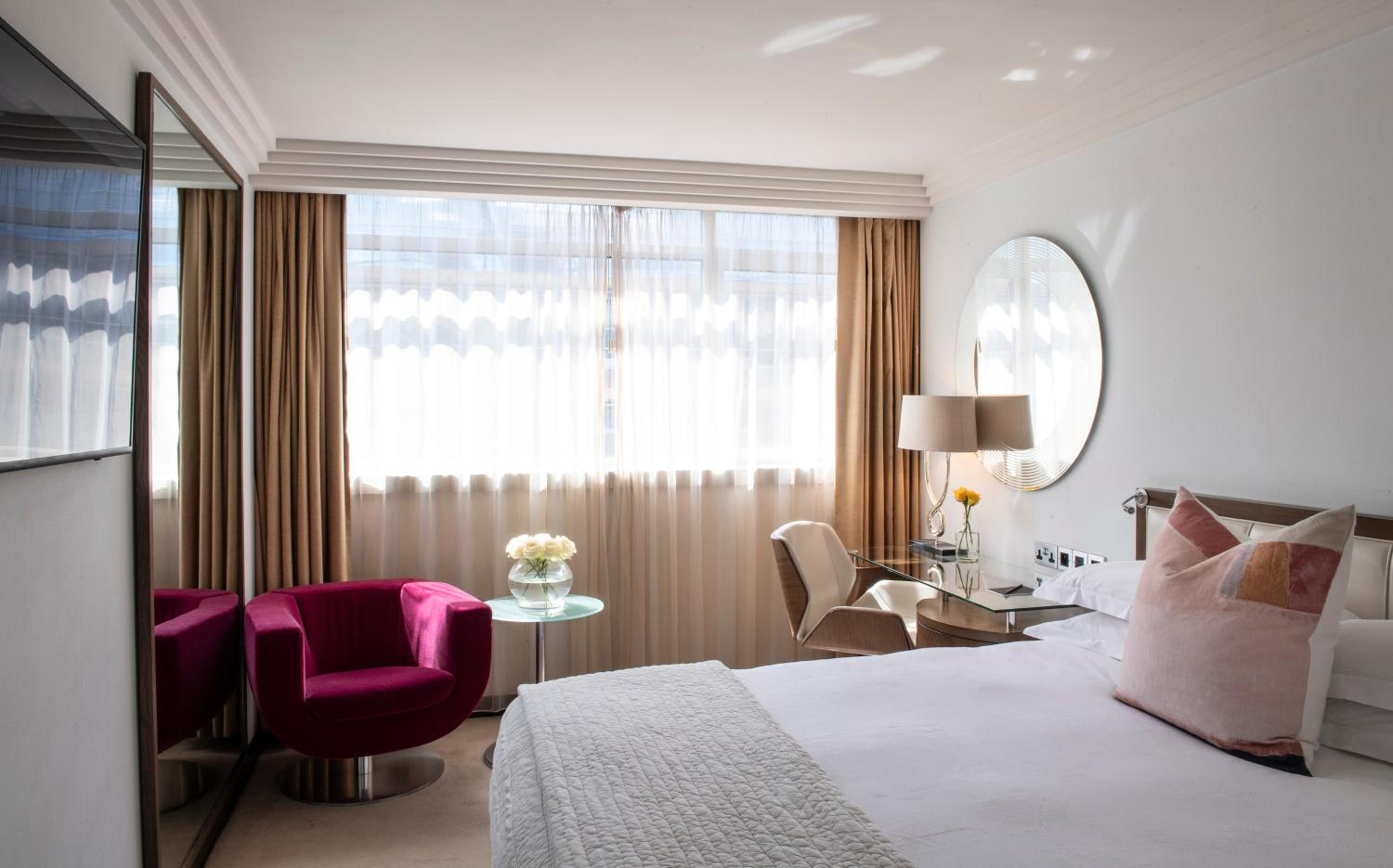 Queen Room photo 3