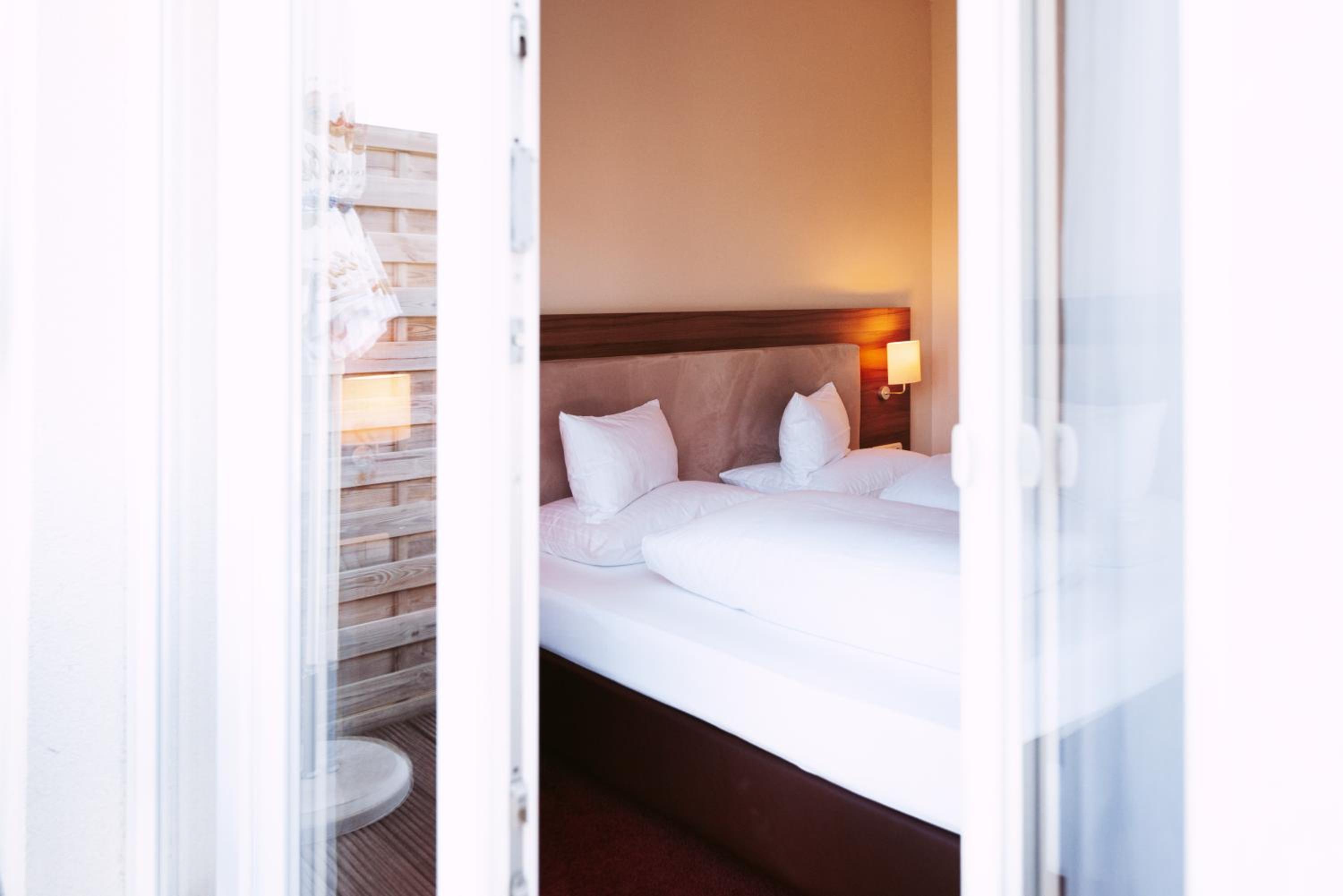 Superior Double Room „Unse Groote“ thumbnail 6