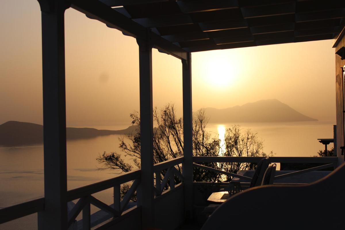Superior Studio with Panoramic Sea View - Photo 5