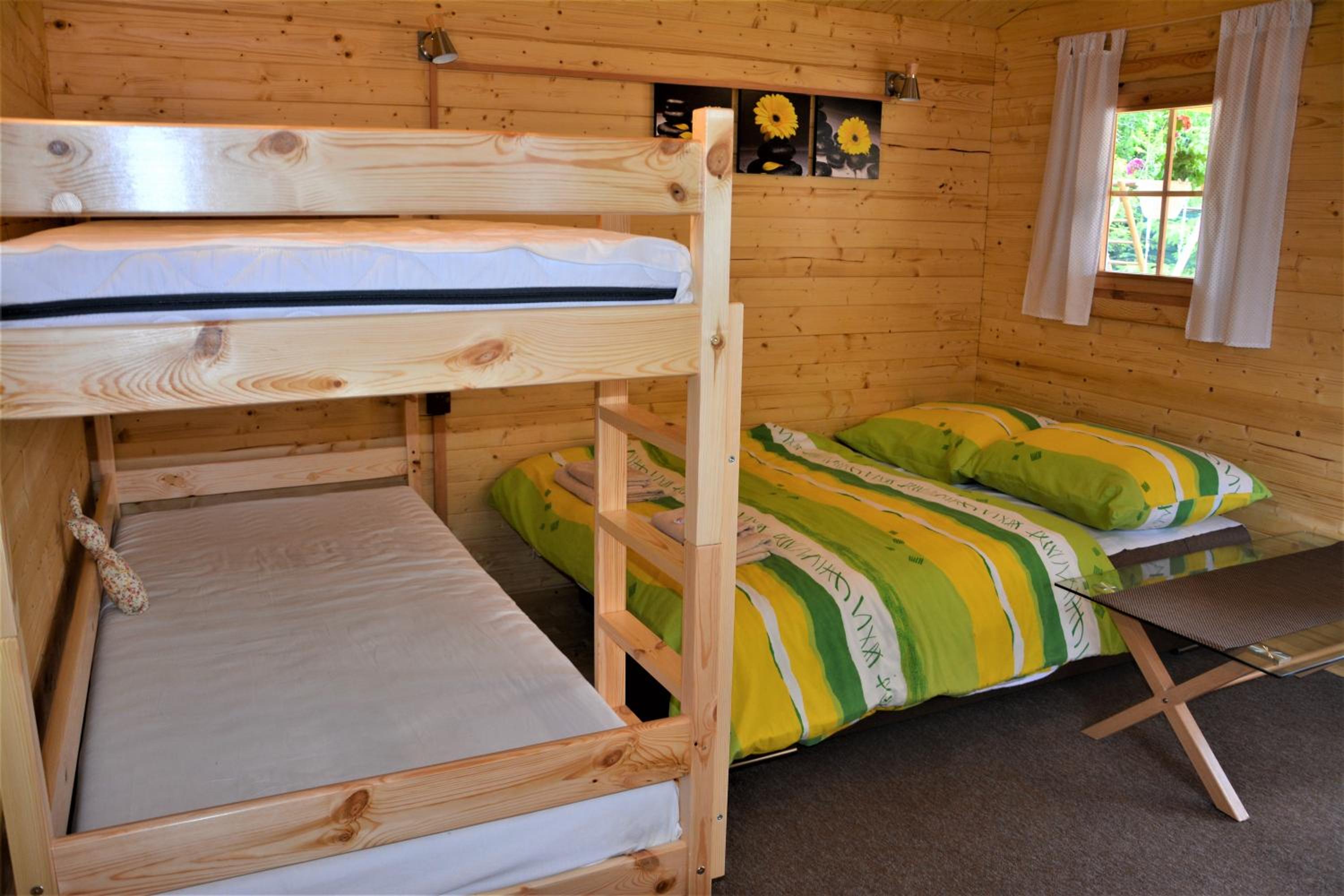 Mobile Home - Photo 3