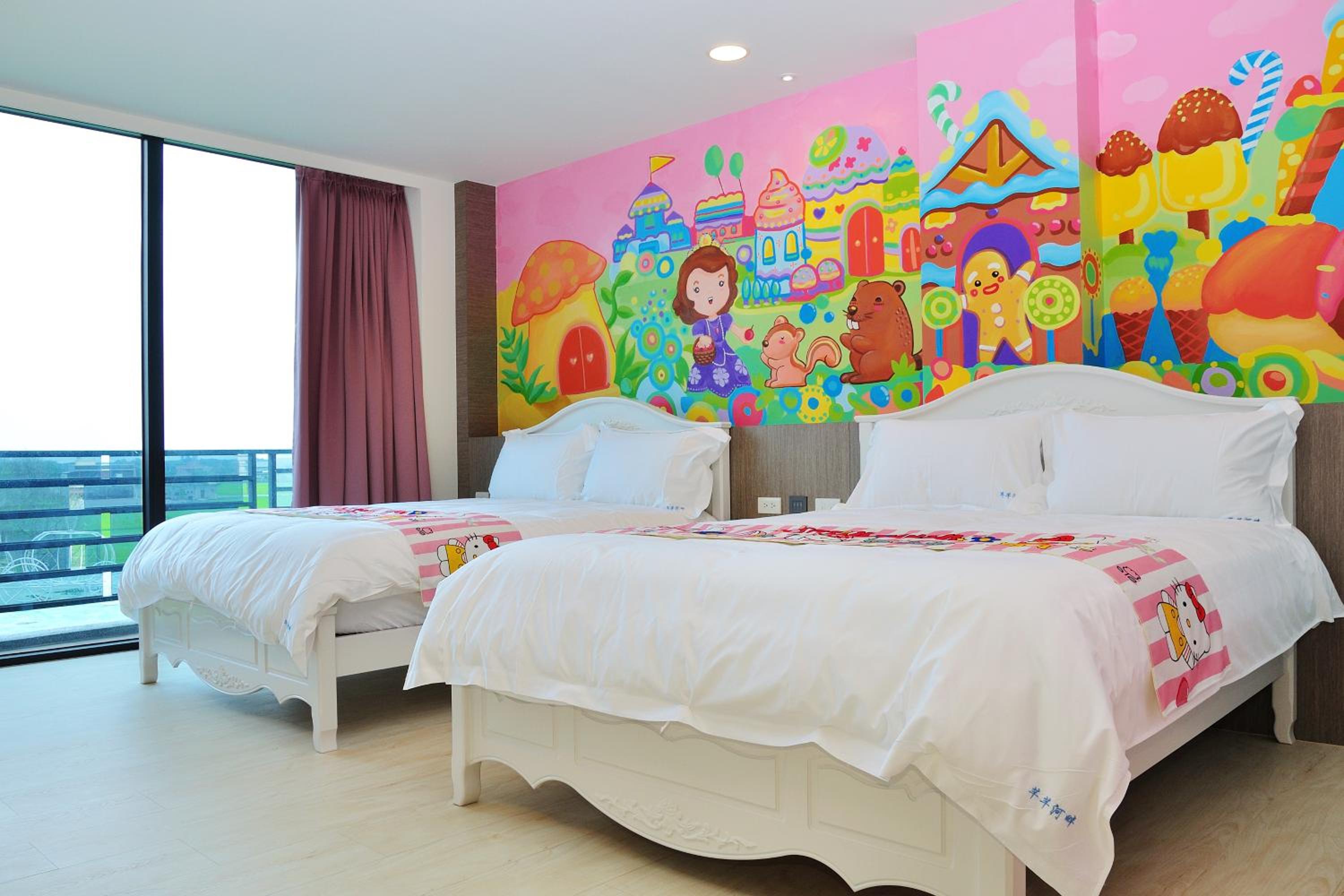 Quadruple Room with Balcony photo 1