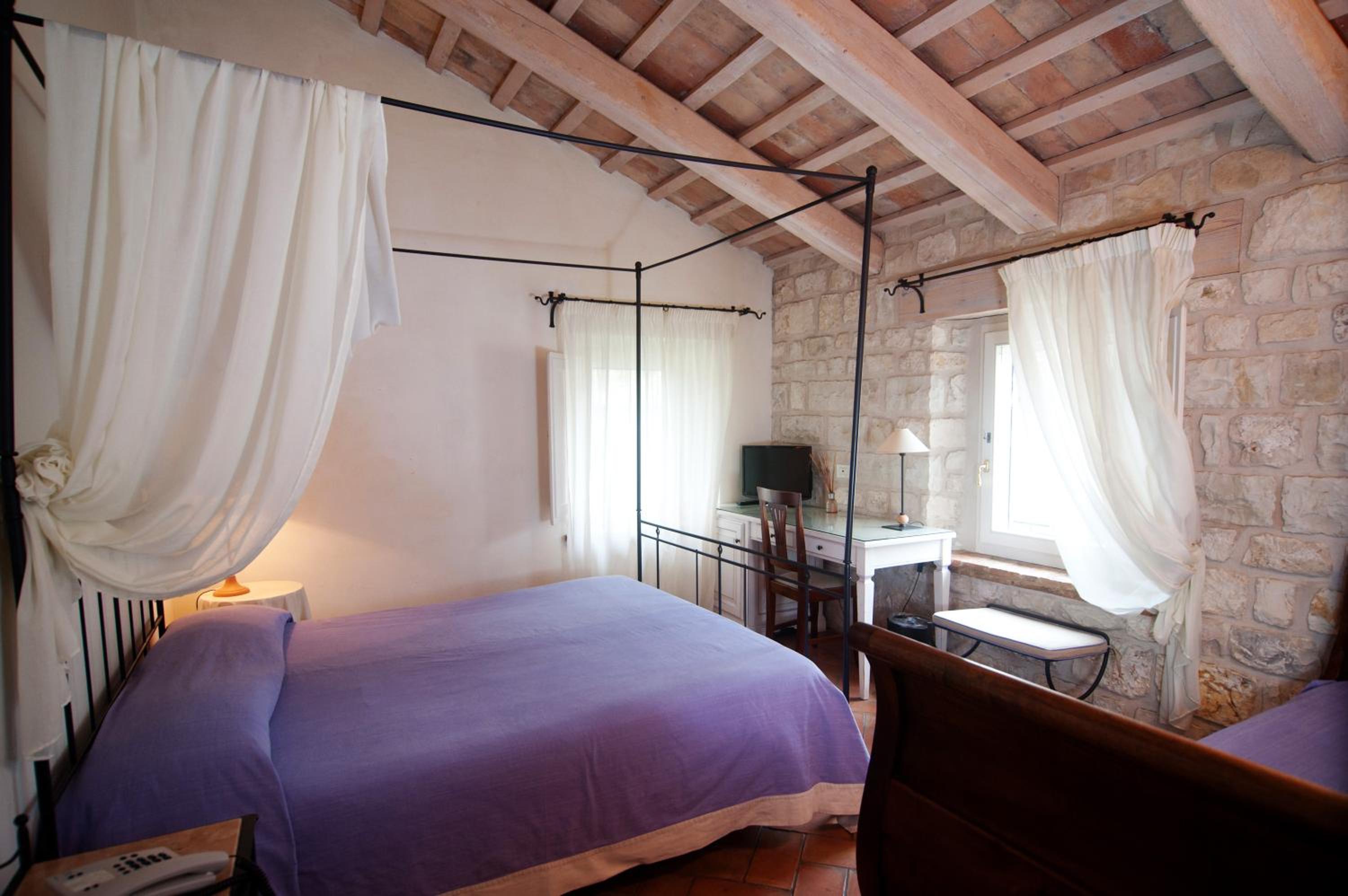 Triple Room - Photo 3