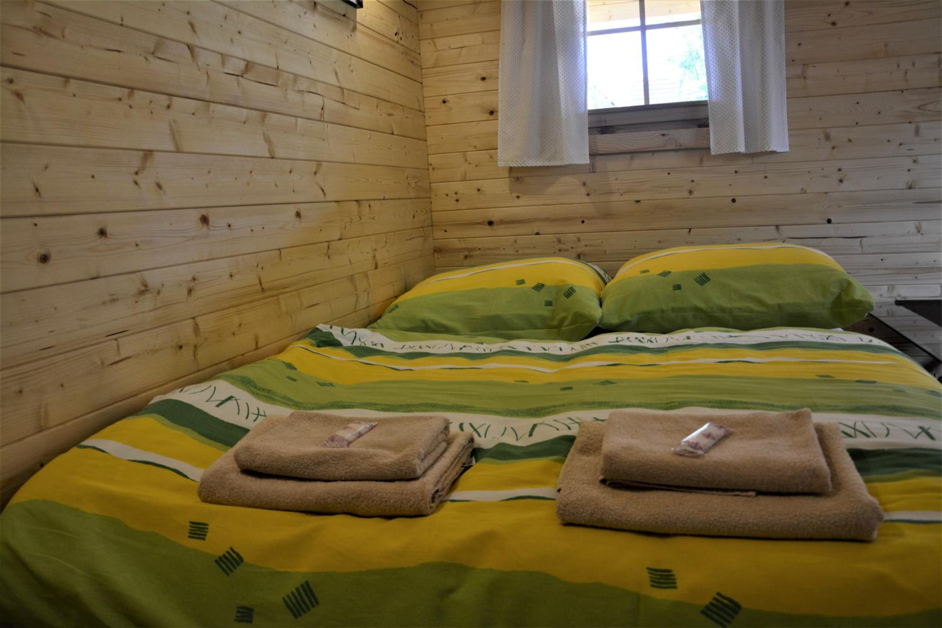 Mobile Home - Photo 14