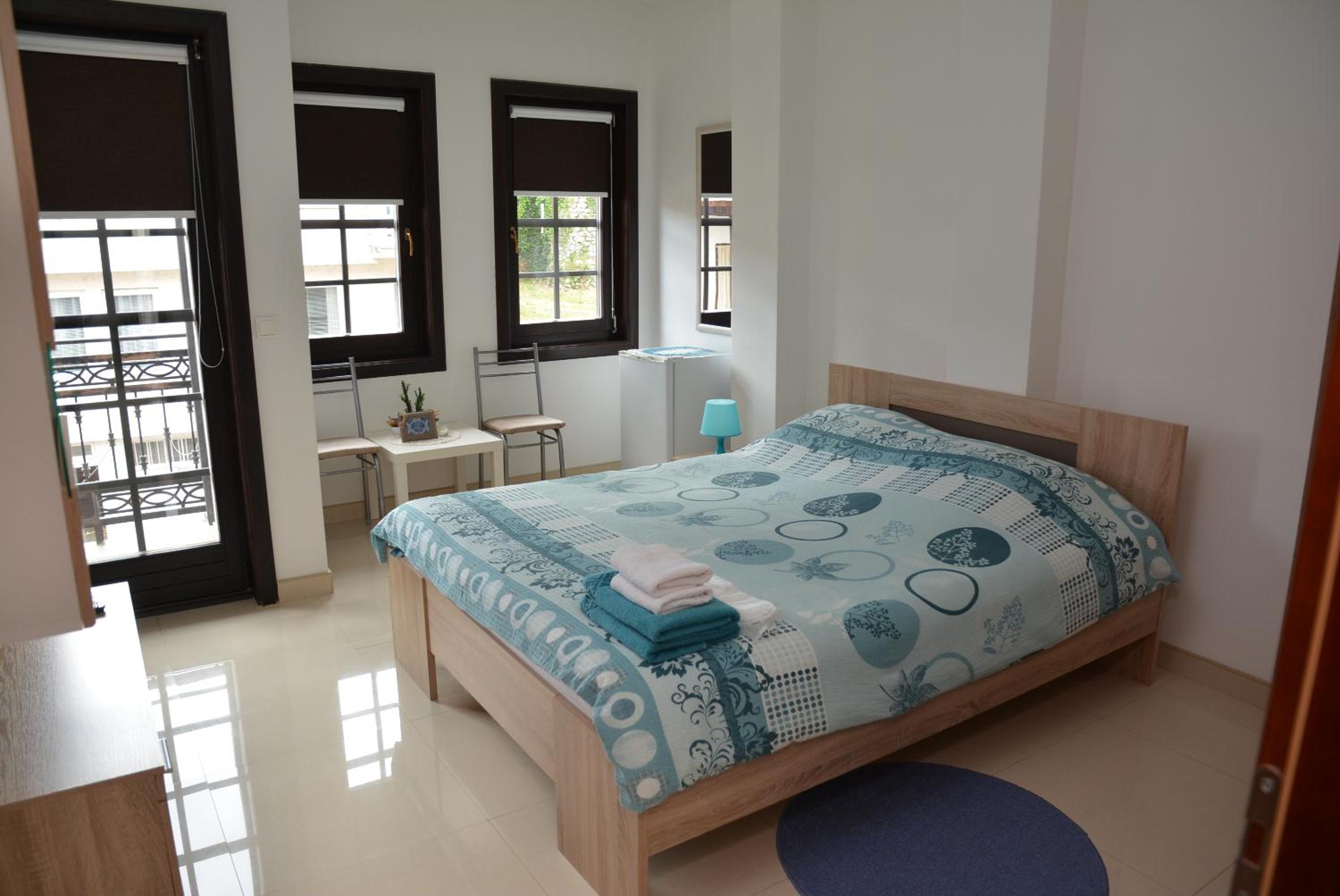 Double Room with Balcony and Side Lake View