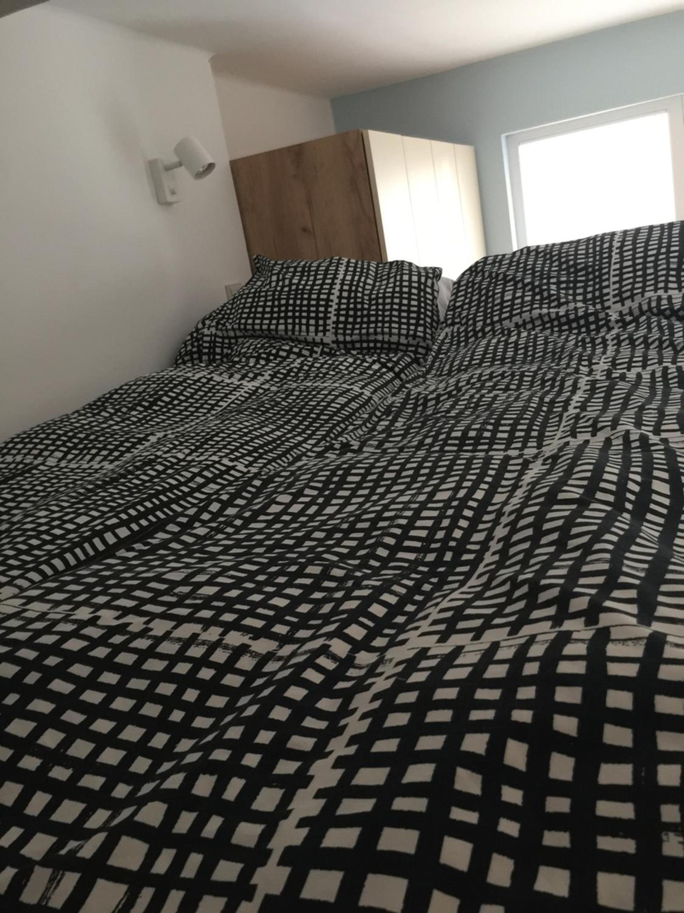 One-Bedroom Apartment - Photo 31