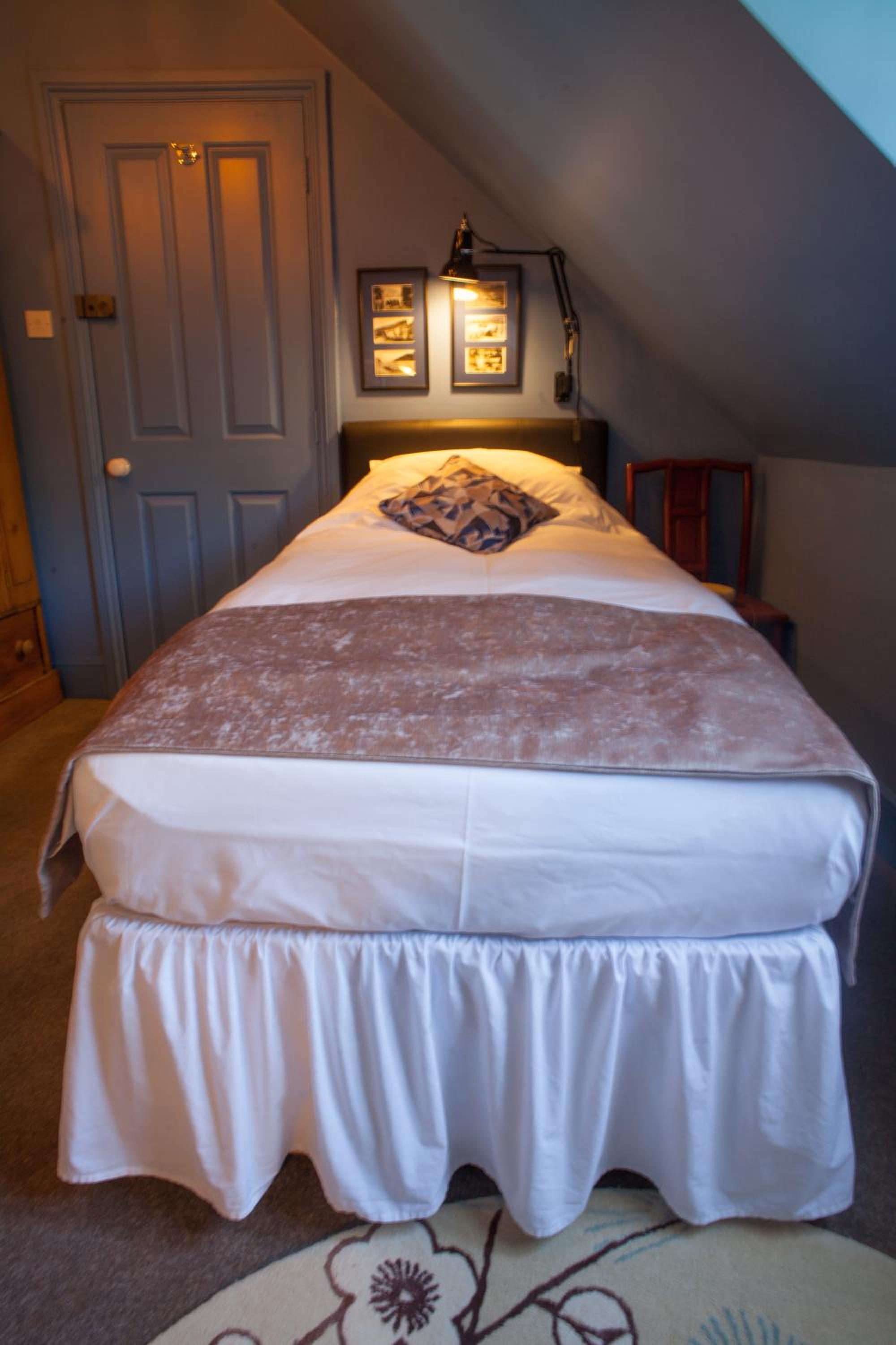 Superior Single Room photo 3