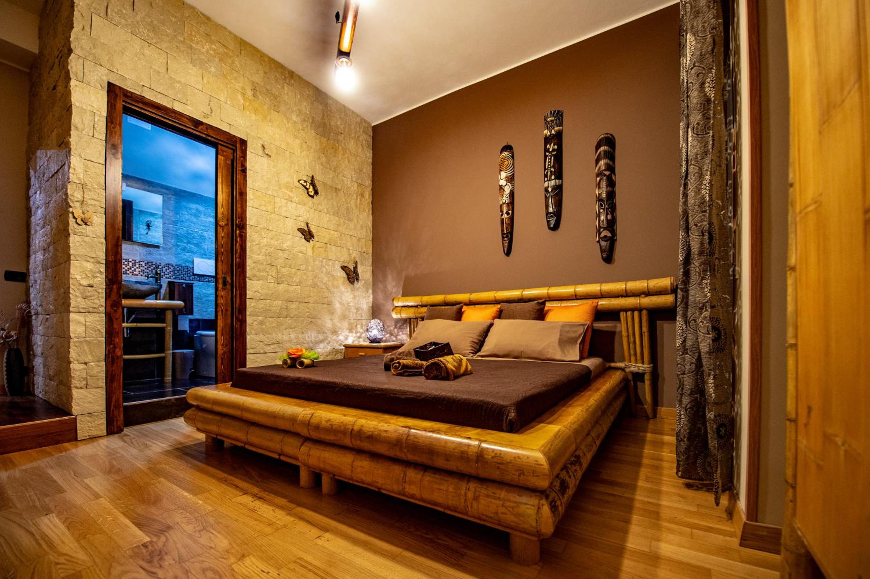 Double Room - Photo 18