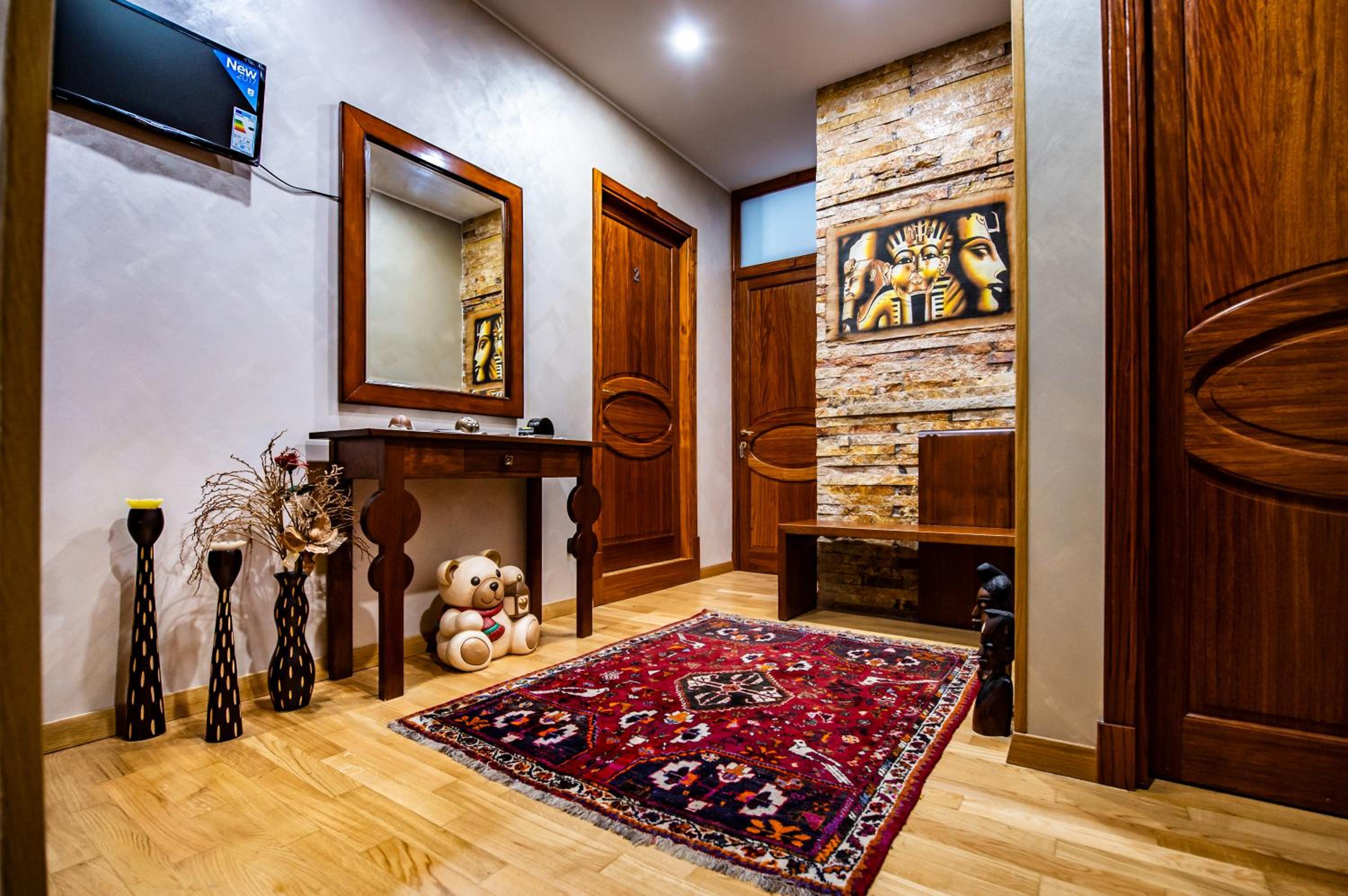 Double Room - Photo 19