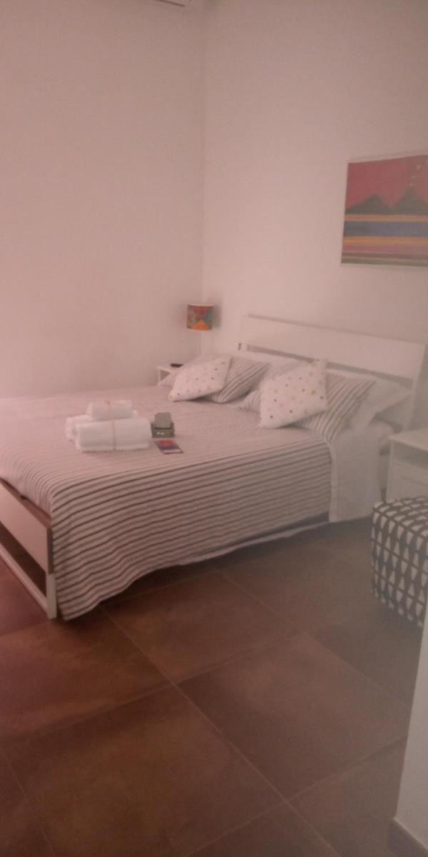 Basic Triple Room