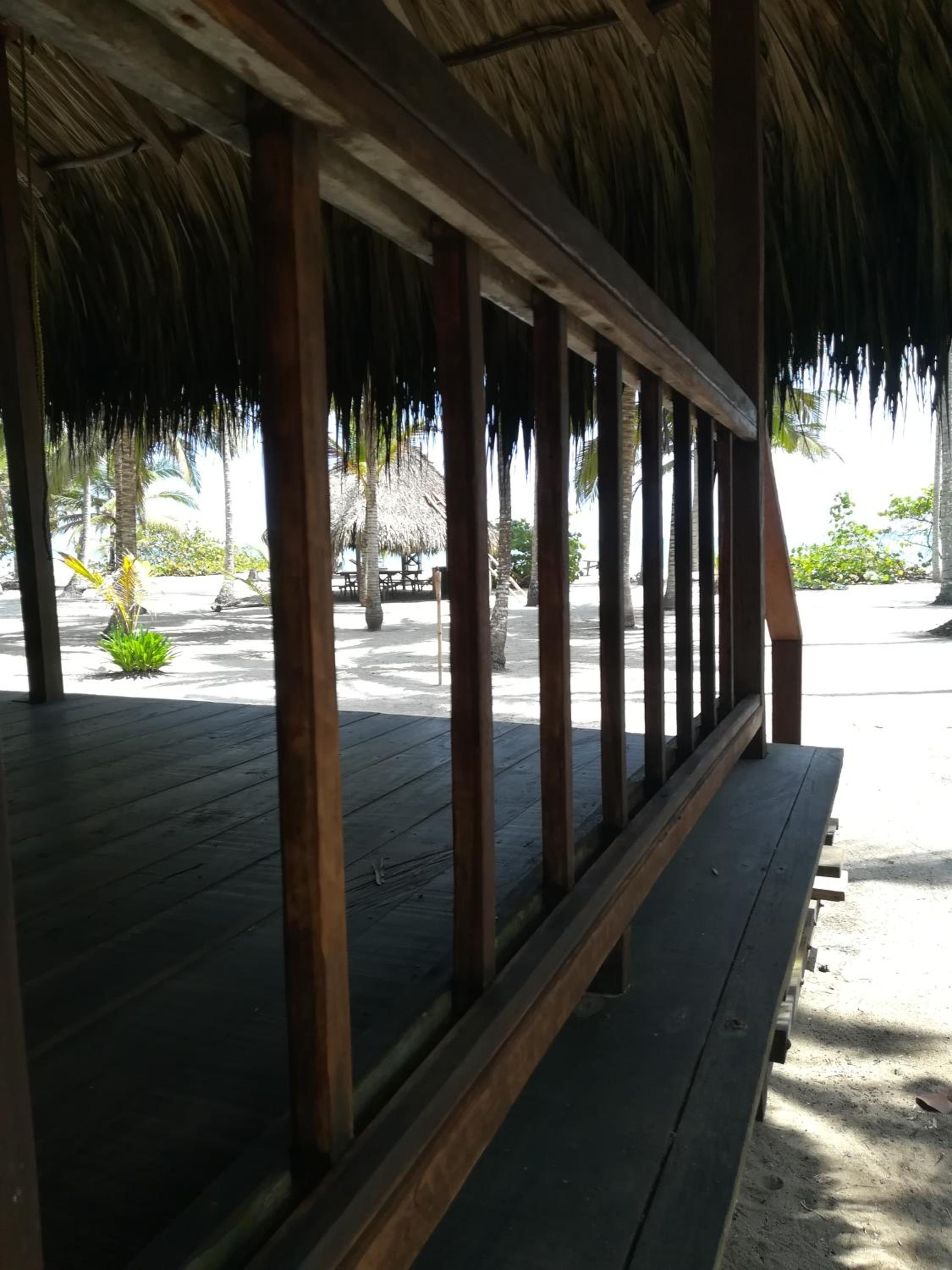 Deluxe Double or Twin Room with Sea View photo 2