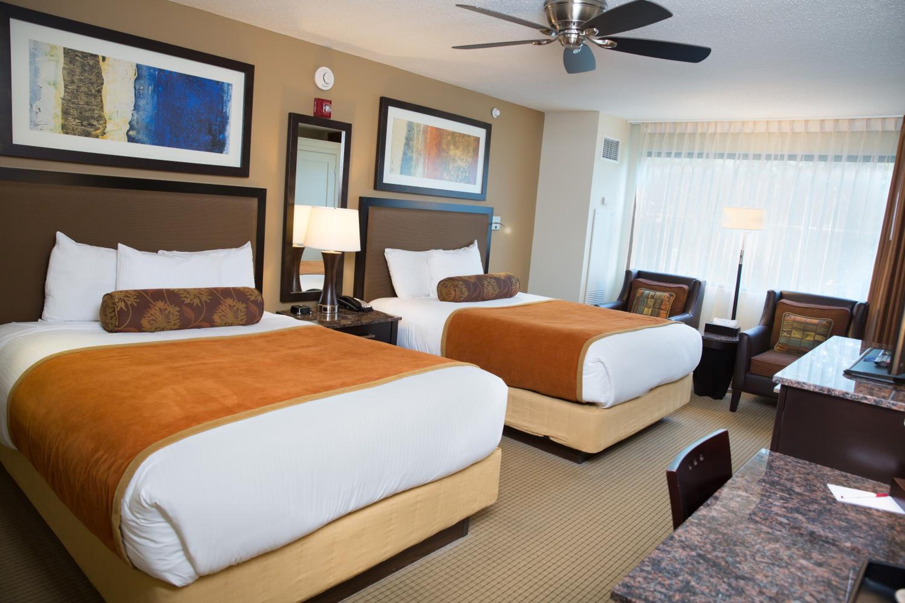 Deluxe Room, 2 Queen, Smoking