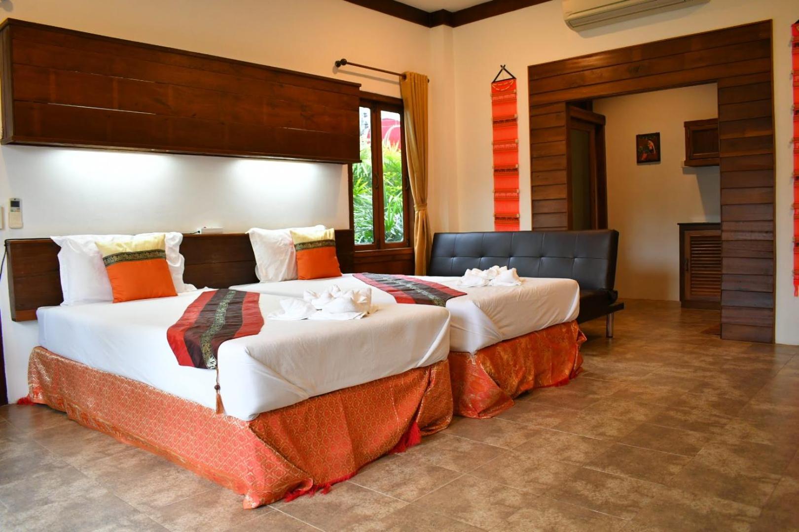 Twin Room with Shower