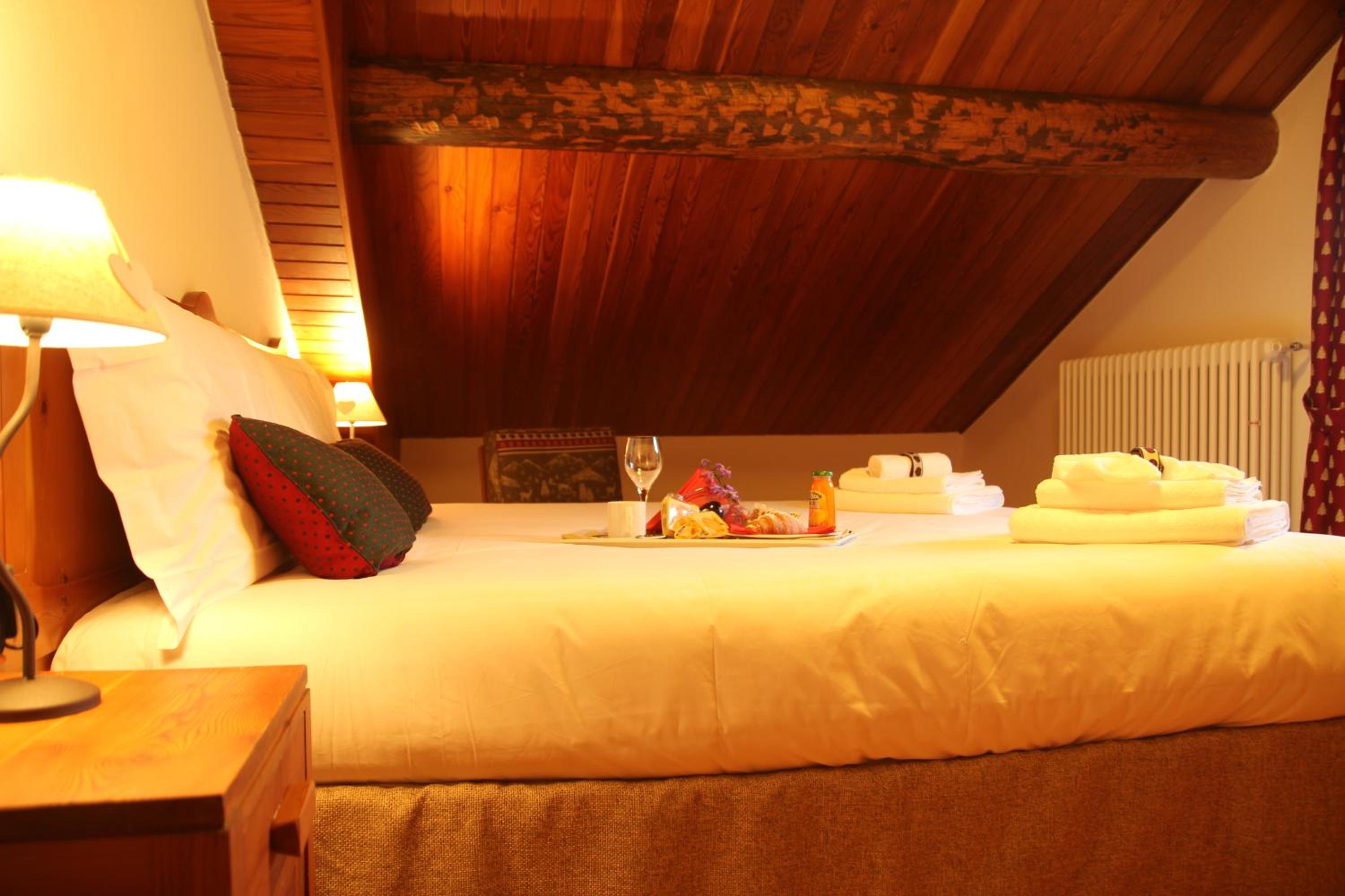 Double or Twin Room photo 1