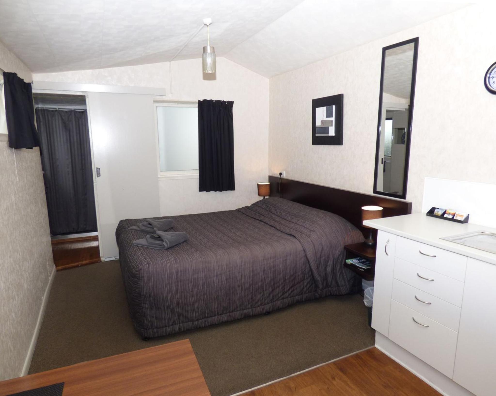 Standard Studio - Photo 1